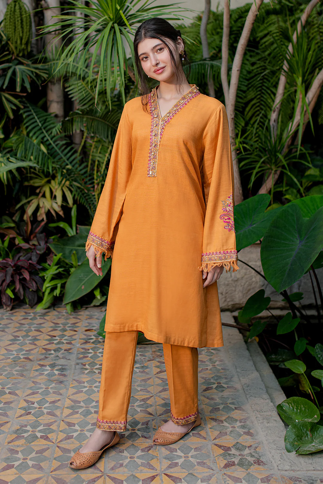 Embroidered Kurta Trouser - 1289 - Image 2