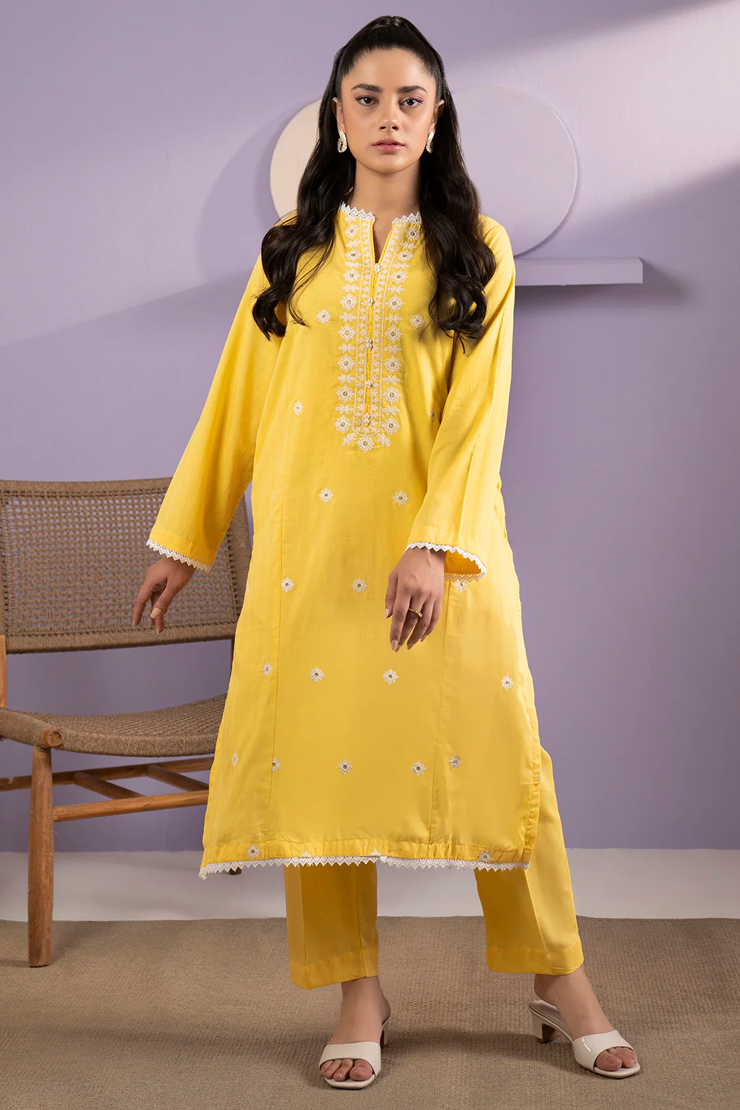 Embroidered Kurta Trouser - 2294 - Image 5