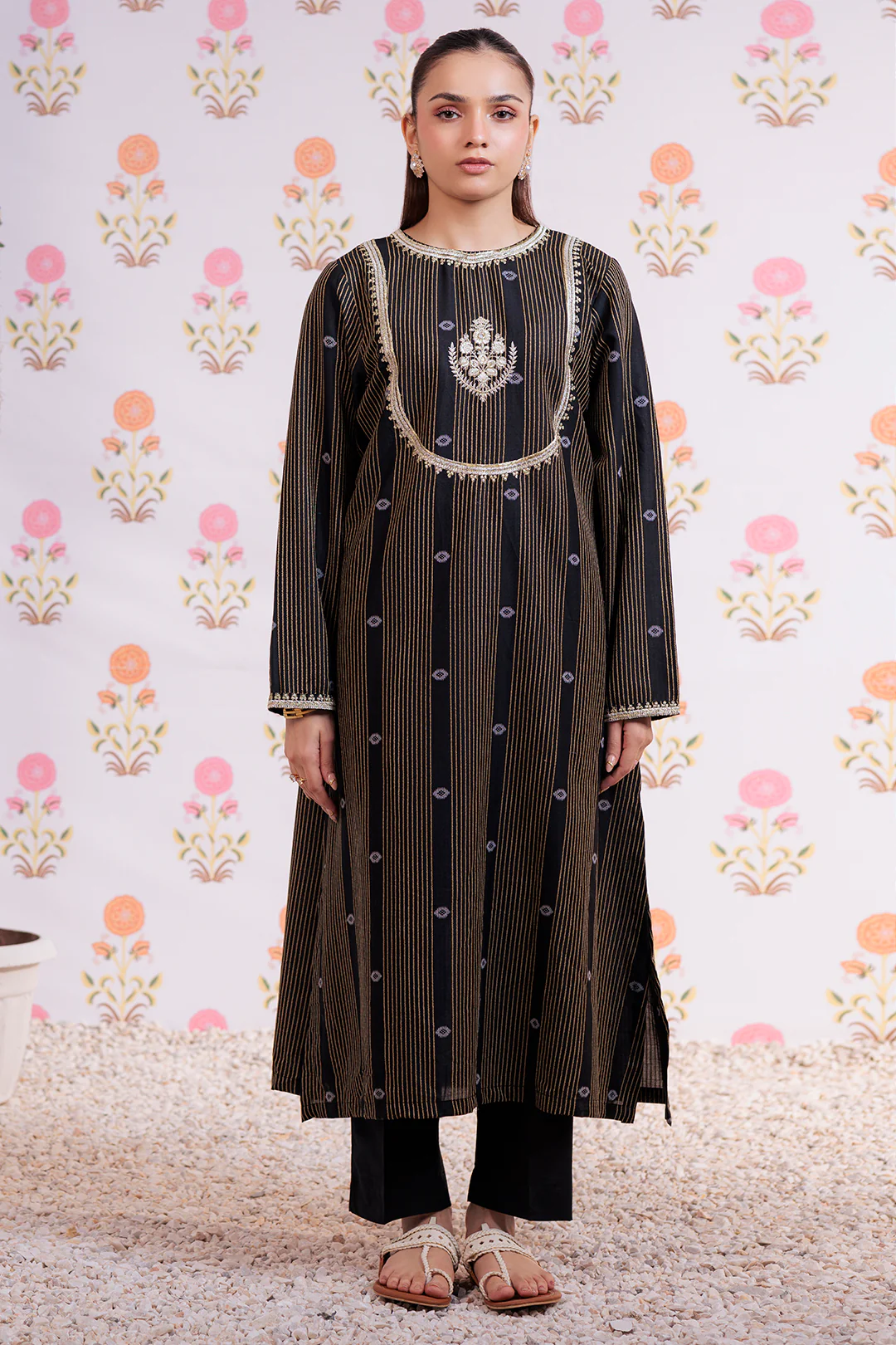 Embroidered Kurta Trouser - 2855 - Image 3