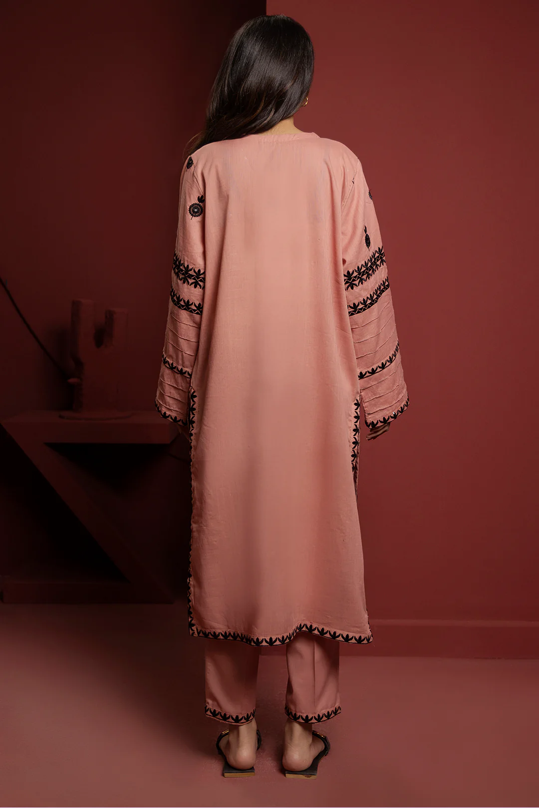 Embroidered Kurta Trouser - 3318 - Image 7