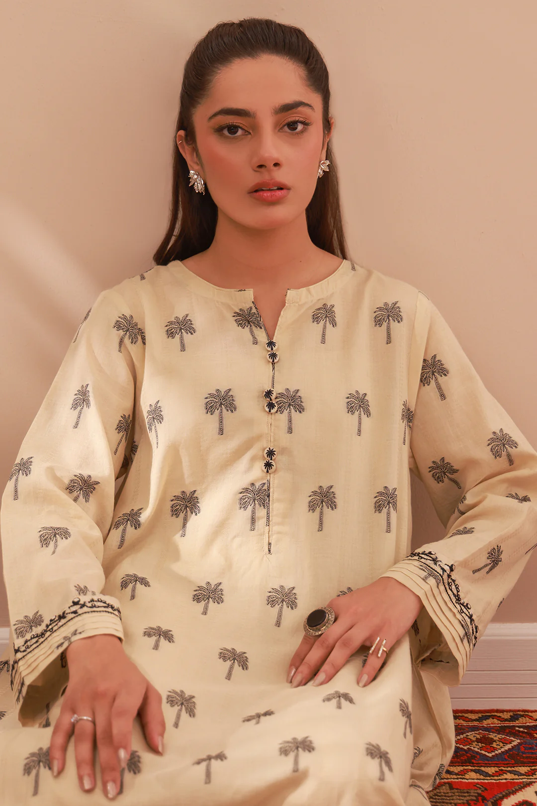 Embroidered Kurta Trouser - 3321 - Image 2