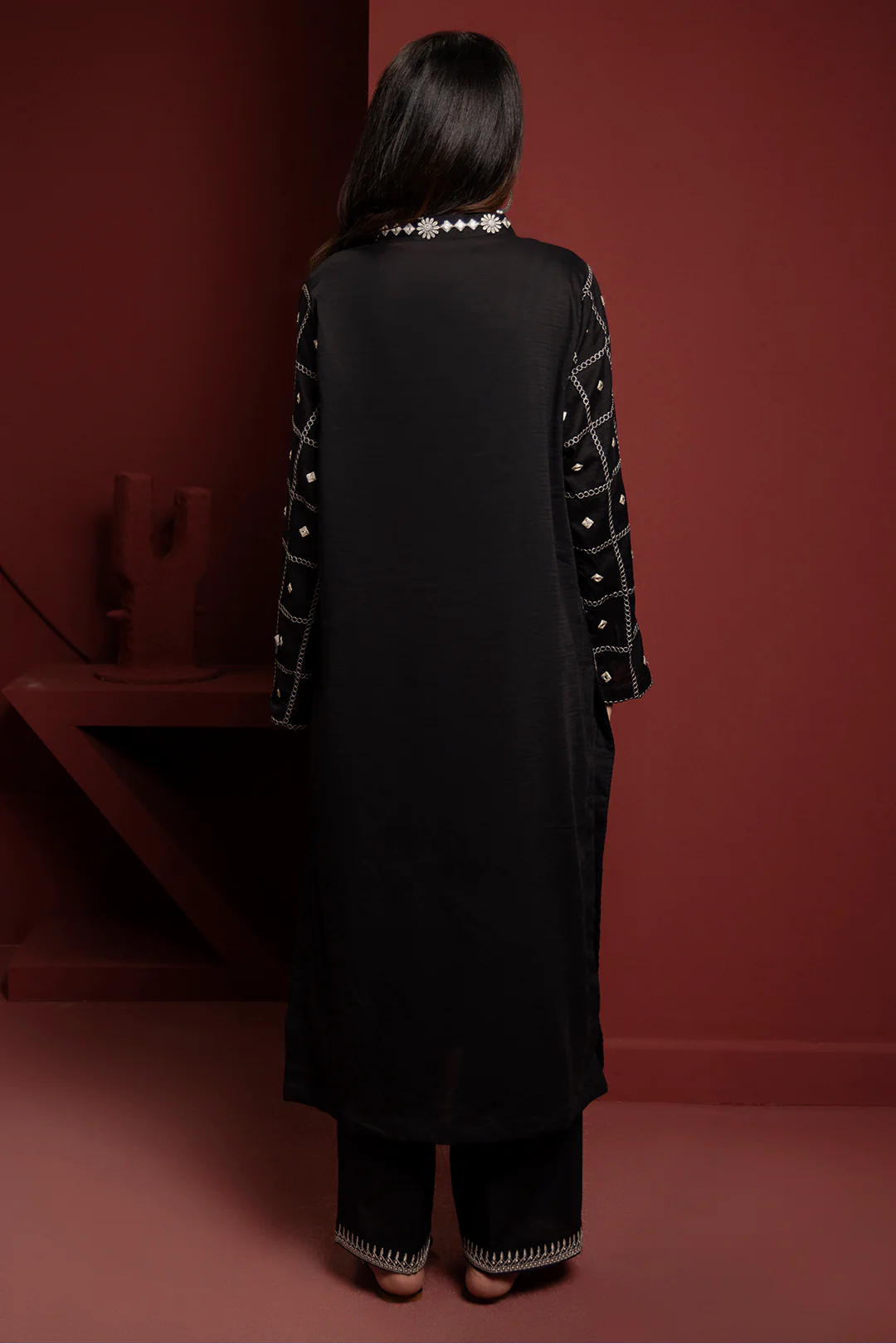 Embroidered Kurta Trouser - 3328 - Image 6
