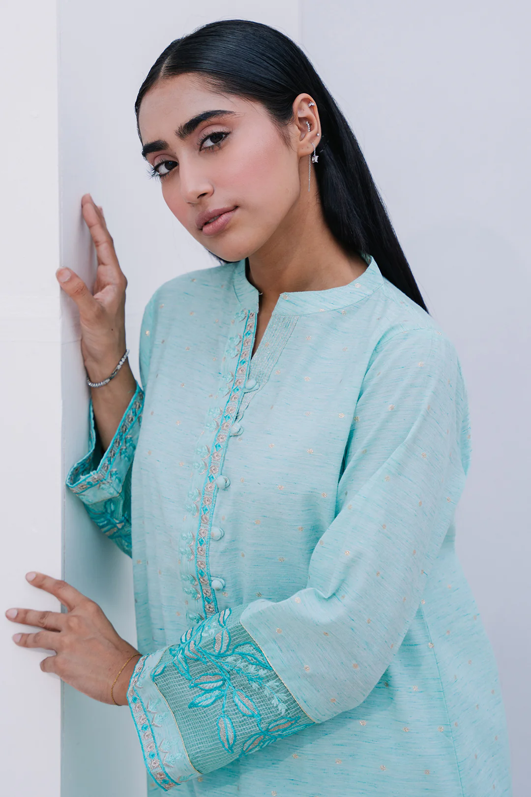 Embroidered Kurta Trouser - 1091 - Image 2