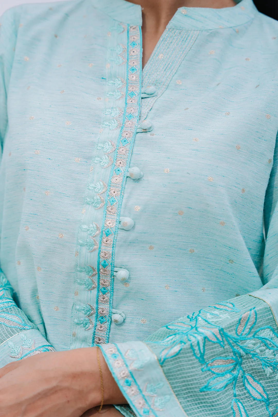 Embroidered Kurta Trouser - 1091 - Image 4