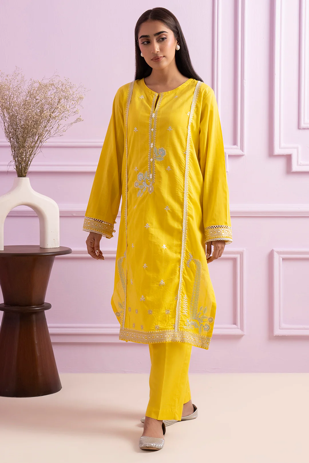 Embroidered Kurta Trouser - 2092 - Image 3
