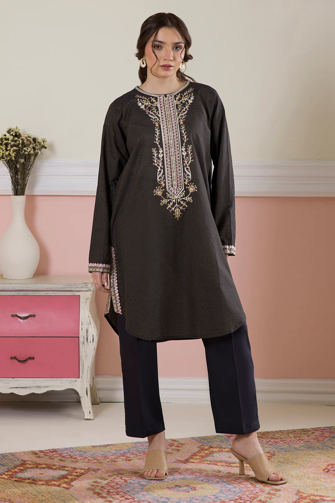 Embroidered Kurta Trouser - 1694 - Image 3
