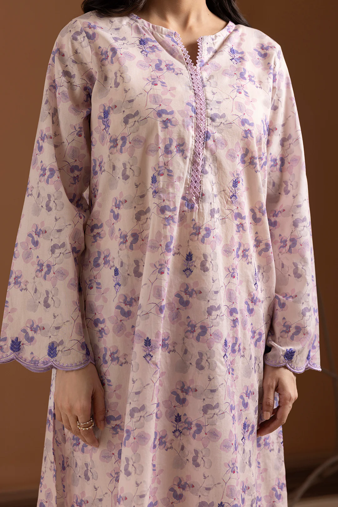 Embroidered Kurta Trouser - 1773 - Image 5