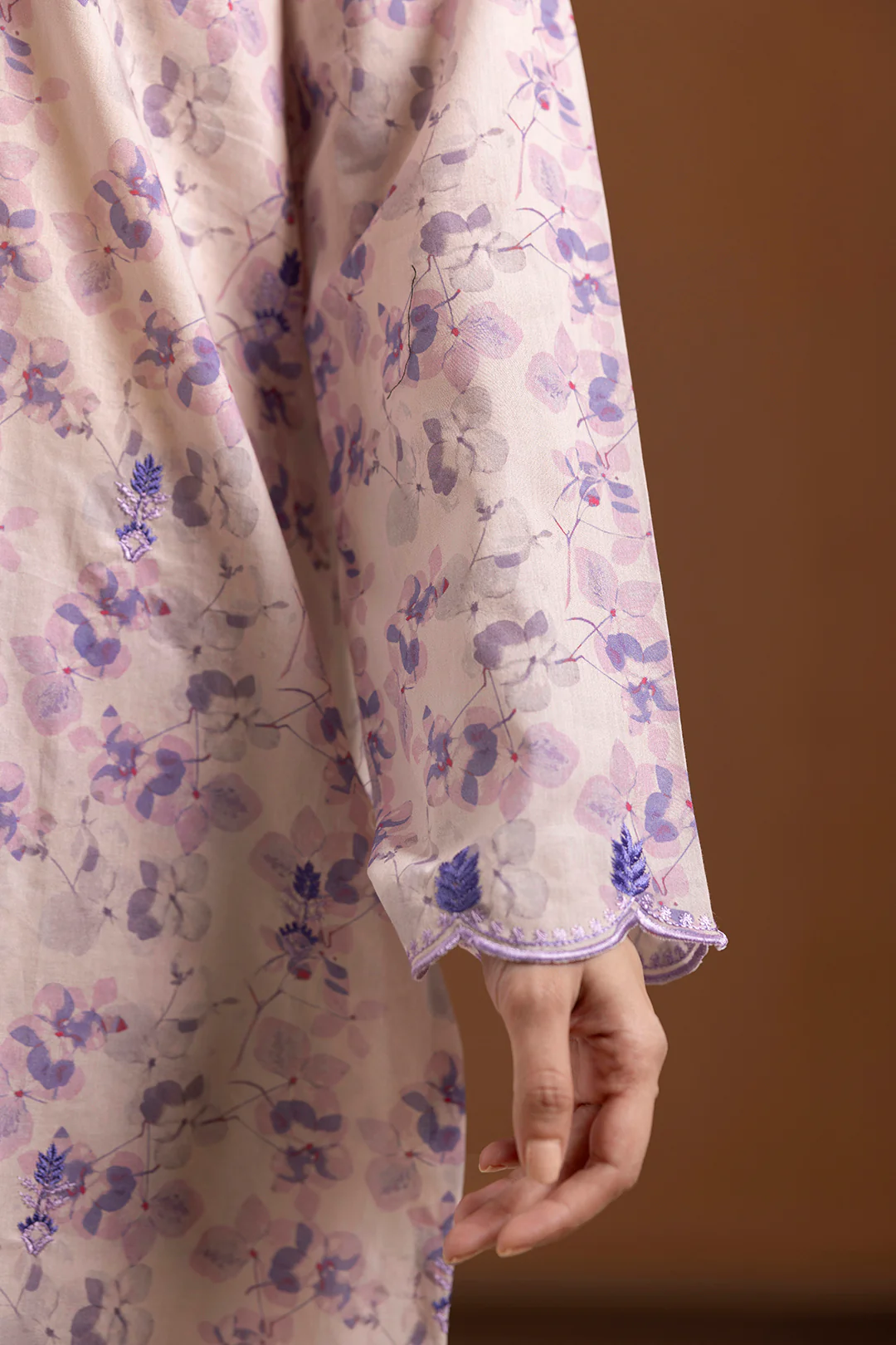 Embroidered Kurta Trouser - 1773 - Image 9