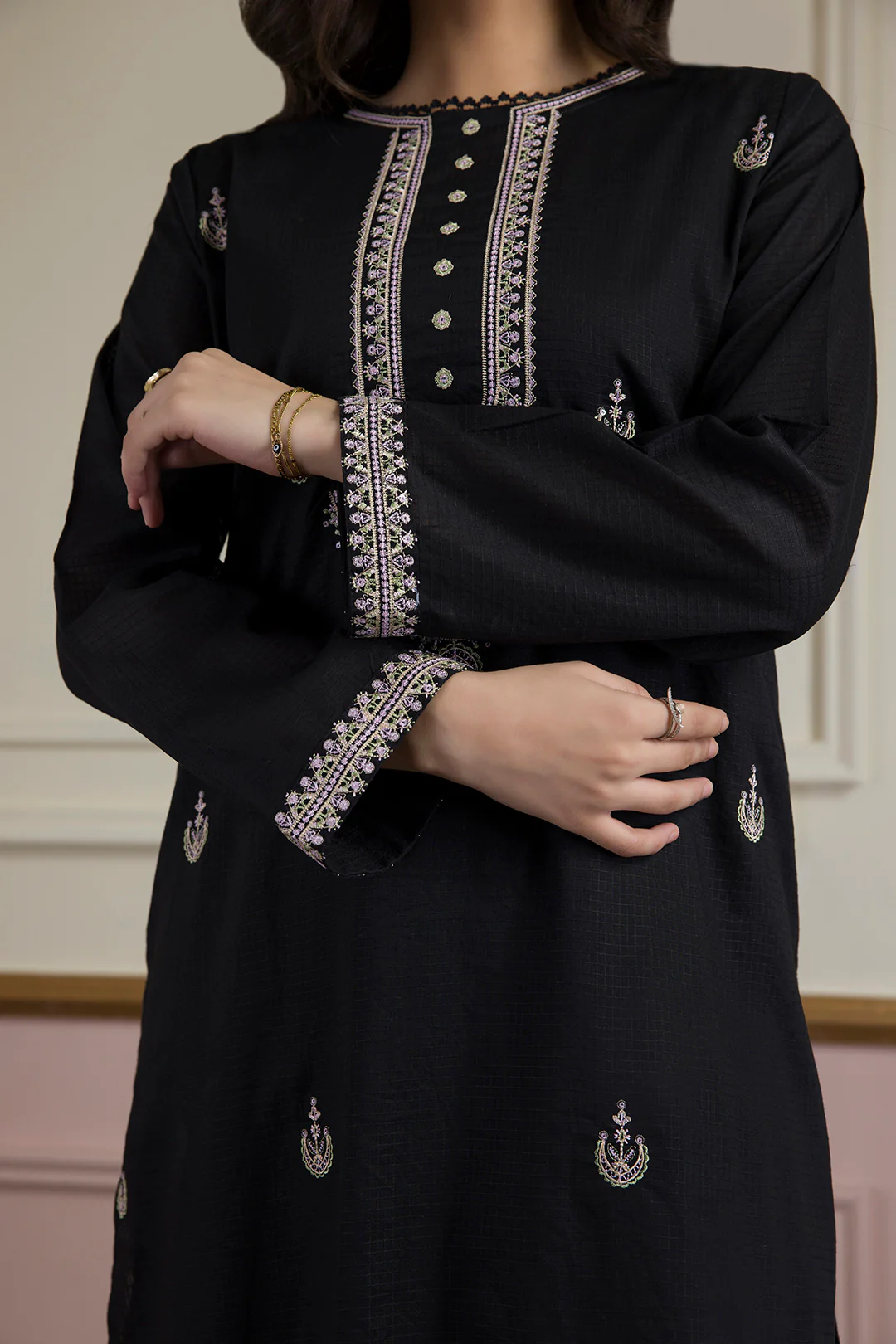 Embroidered Kurta Trouser - 1823 - Image 9
