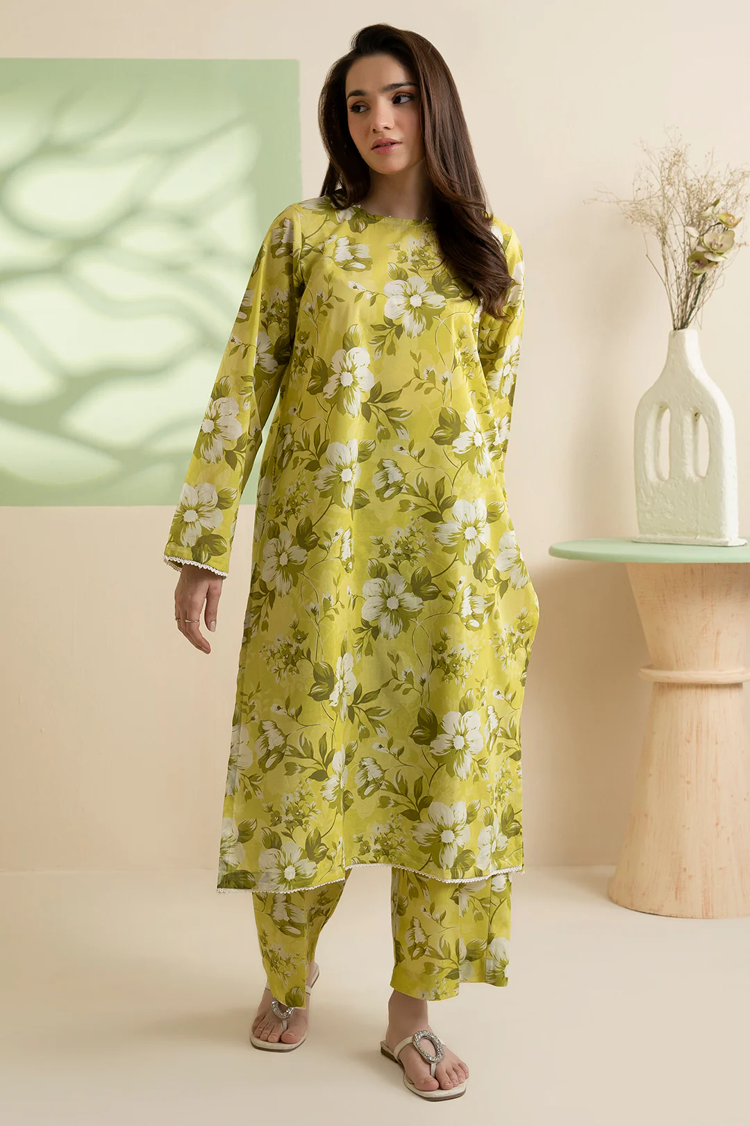 Embroidered Kurta Trouser - 2187 - Image 3