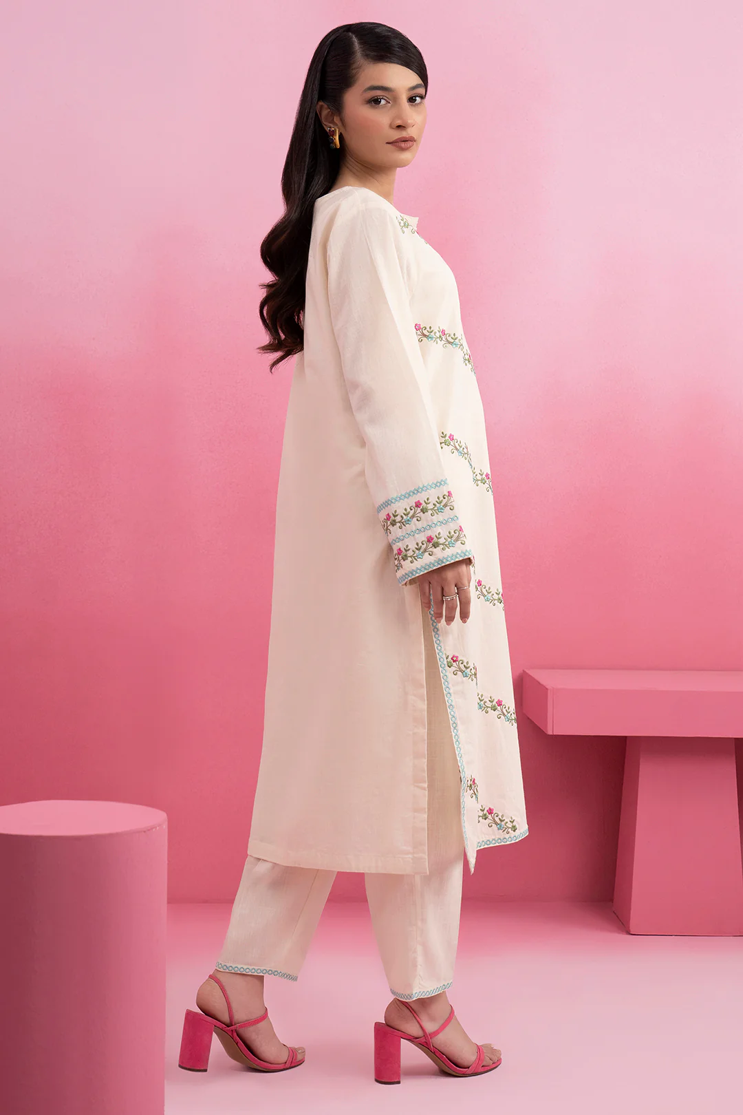Embroidered Kurta Trouser - 2520 - Image 7
