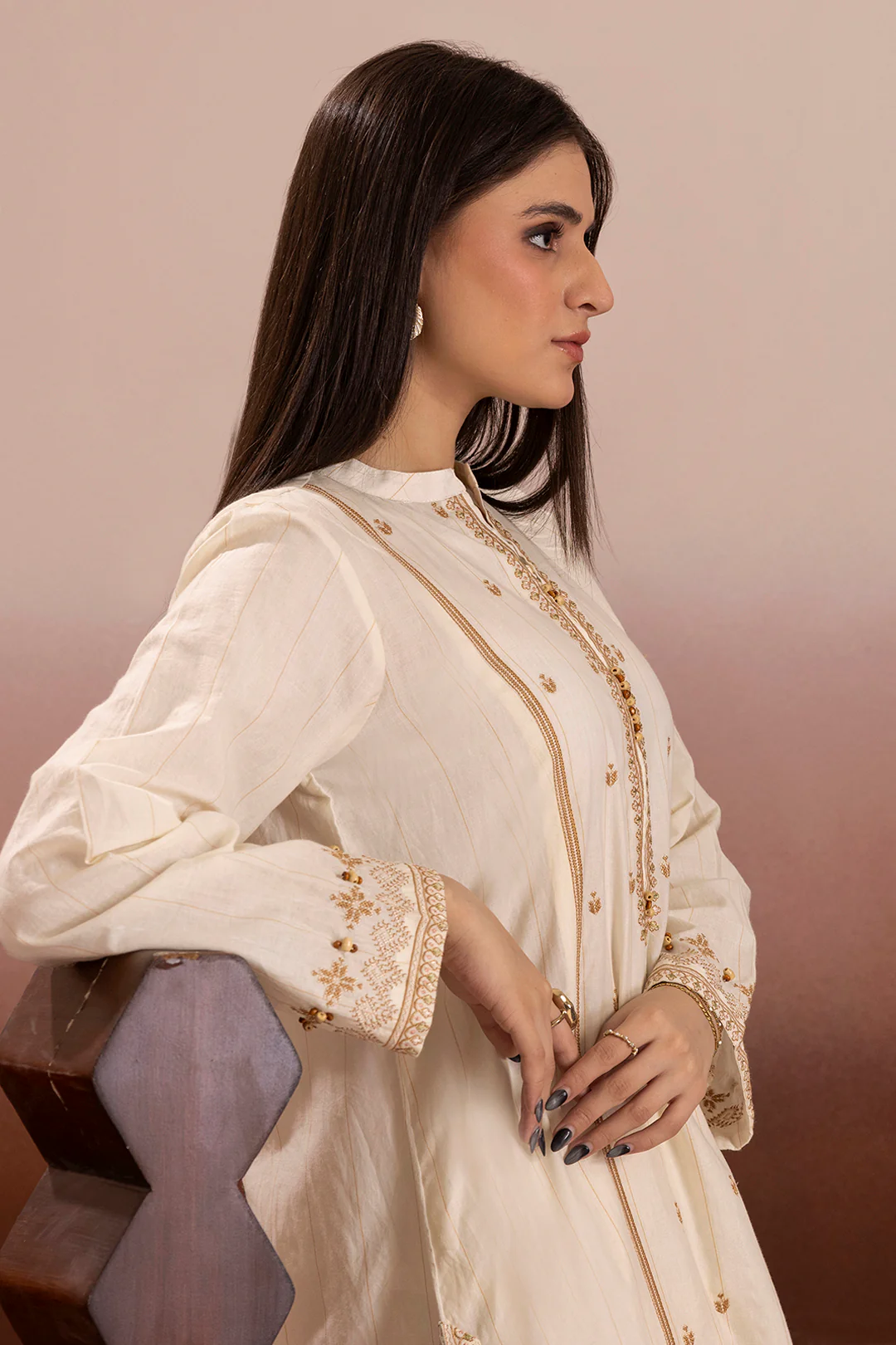 Embroidered Kurta Trouser - 2539 - Image 6