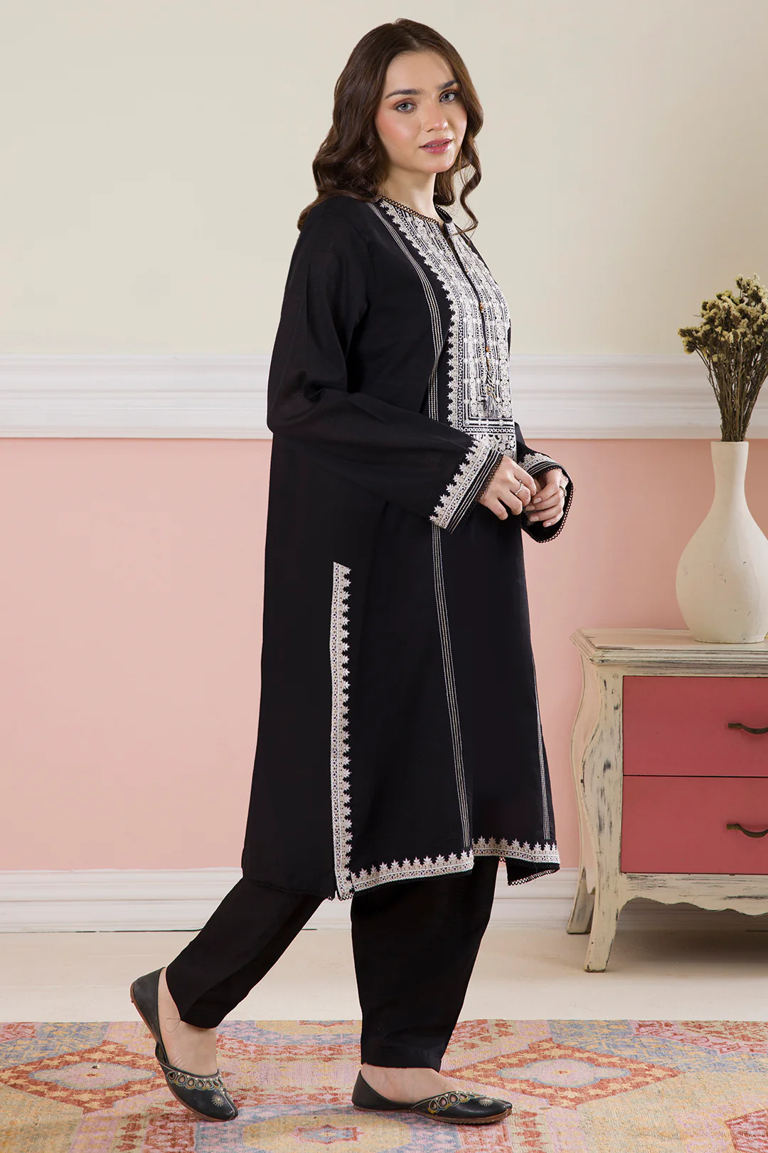 Embroidered Kurta Trouser - 2557 - Image 18