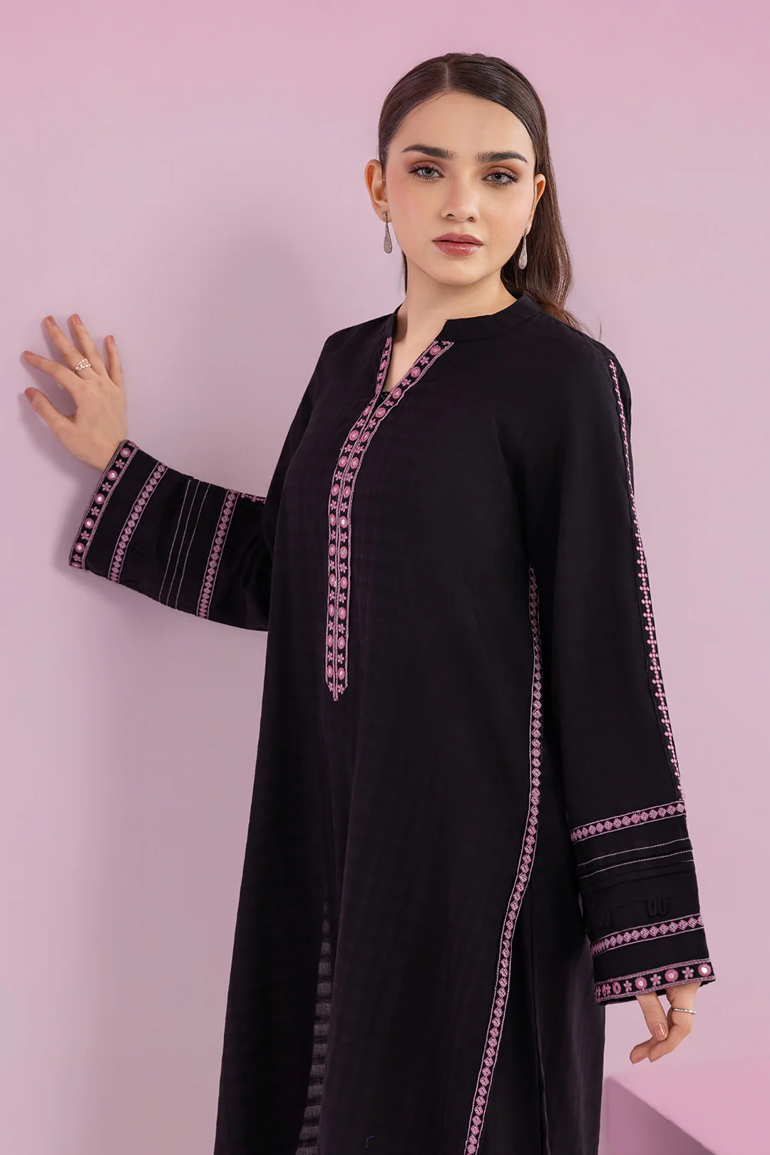 Embroidered Kurta Trouser - 2563 - Image 9