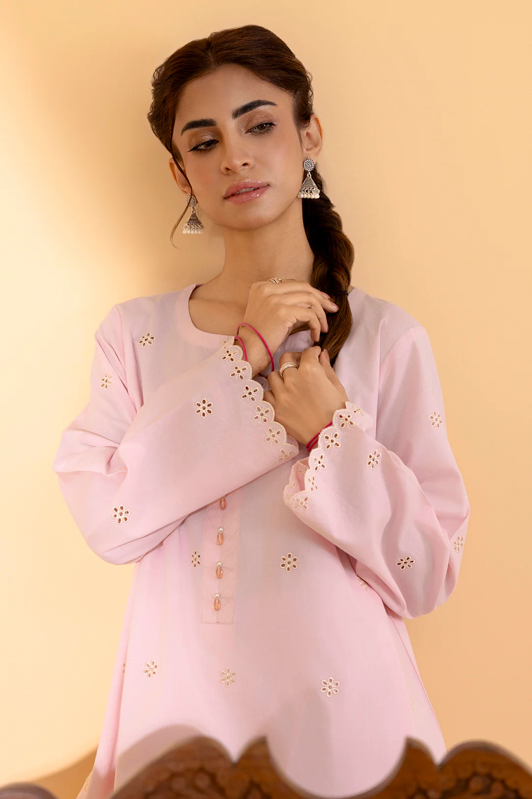 Embroidered Kurta Trouser - 2566 - Image 4