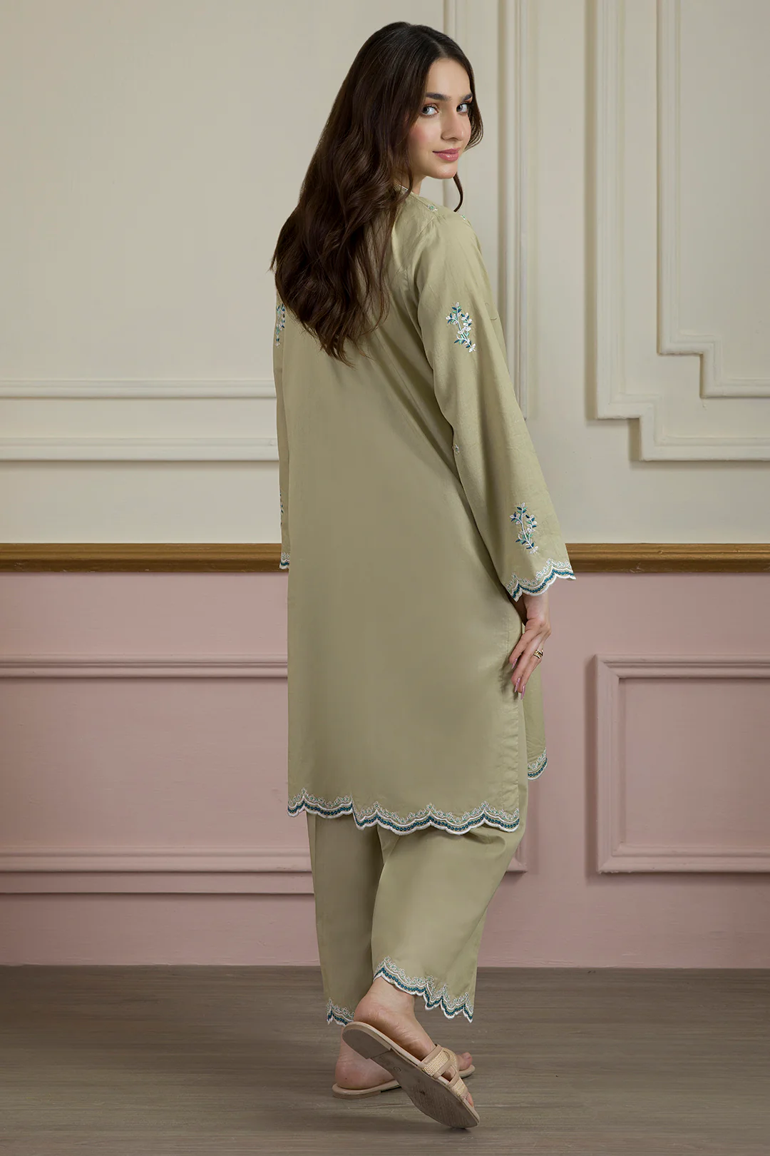 Embroidered Kurta Trouser - 2599 - Image 5