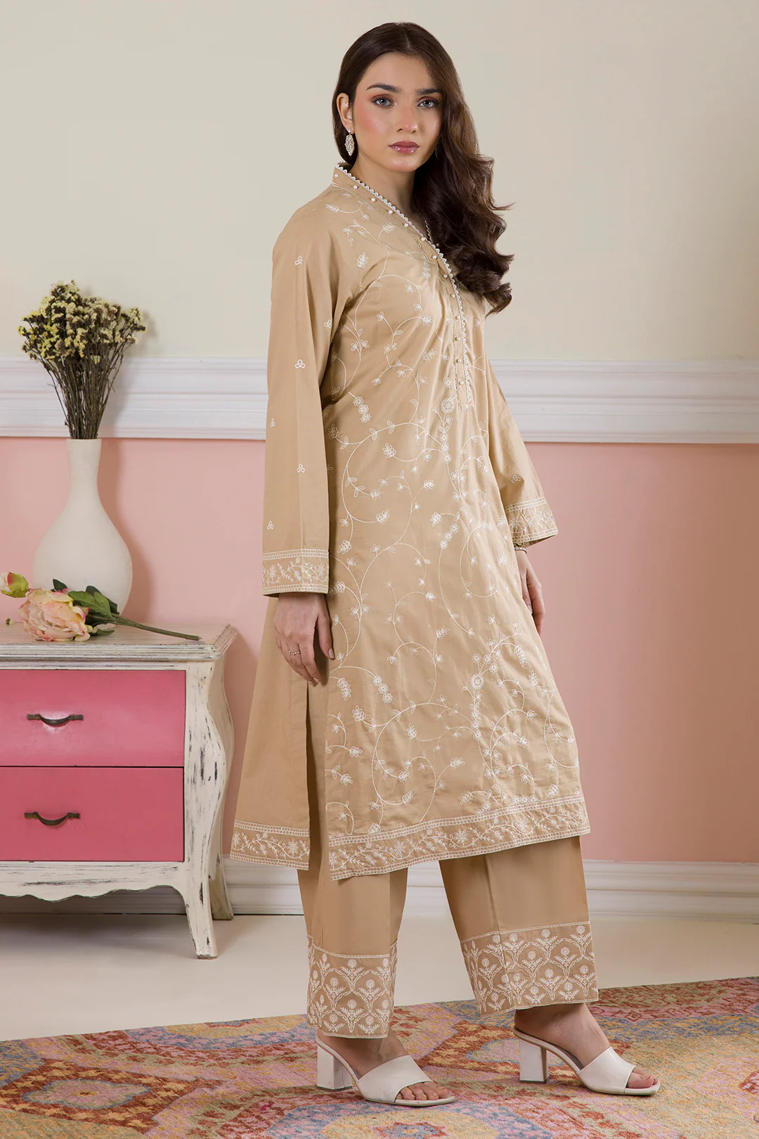 Embroidered Kurta Trouser - 2600 - Image 3