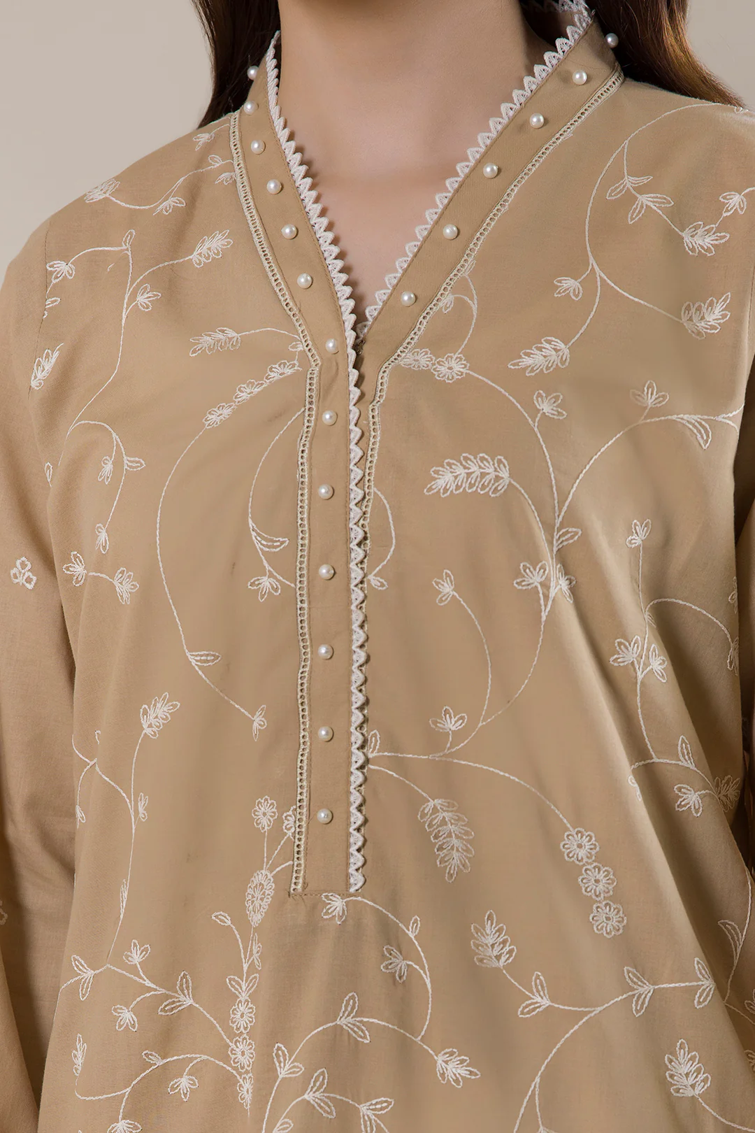 Embroidered Kurta Trouser - 2600 - Image 8
