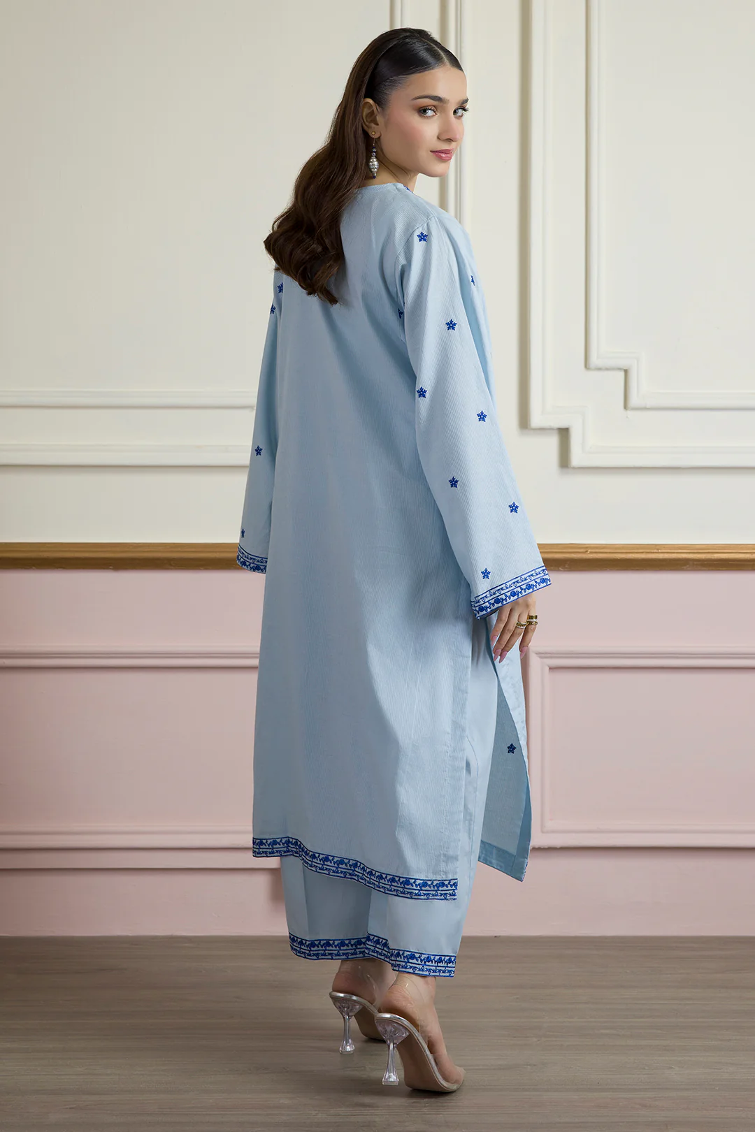Embroidered Kurta Trouser - 2662 - Image 6