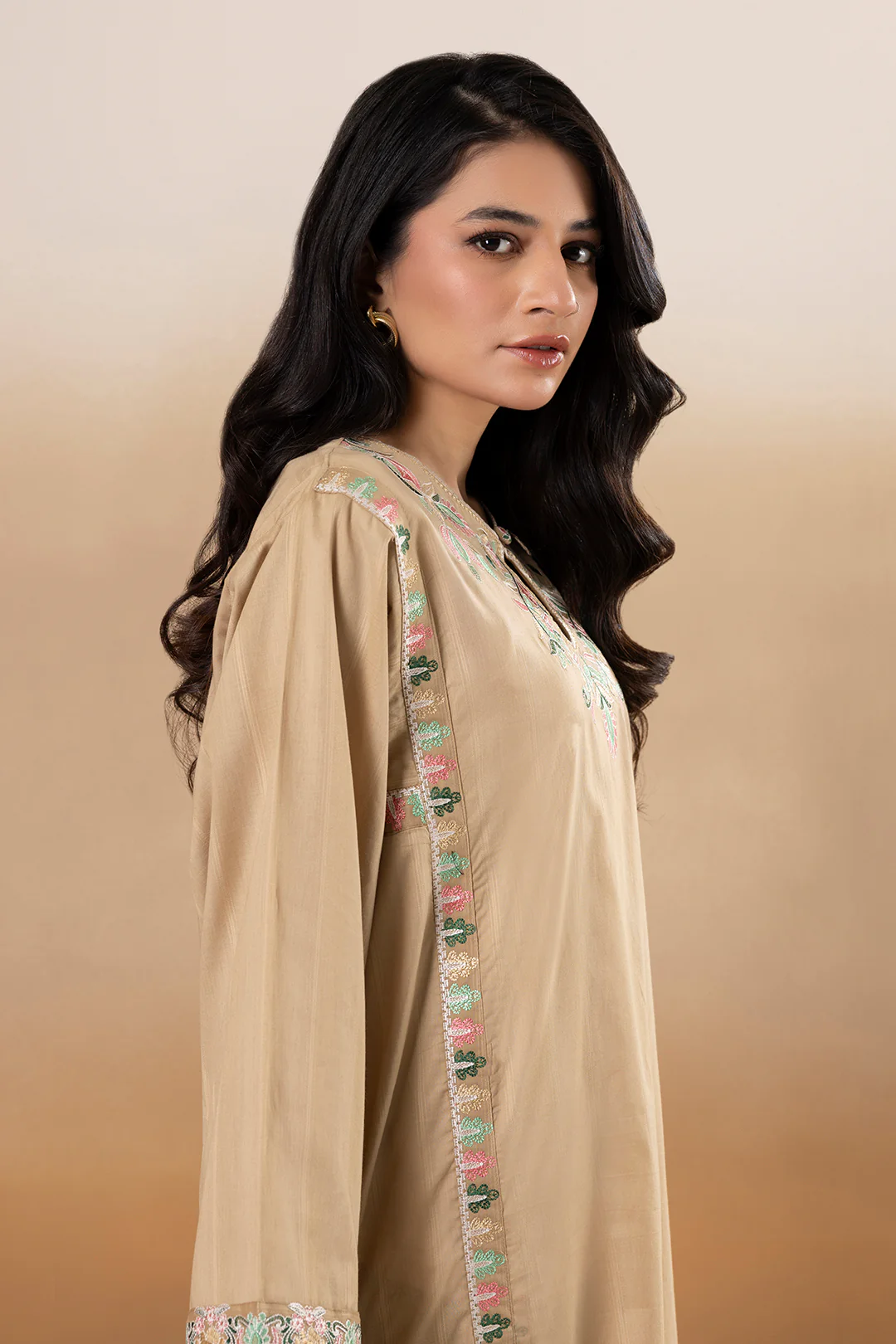 Embroidered Kurta Trouser - 2675 - Image 3