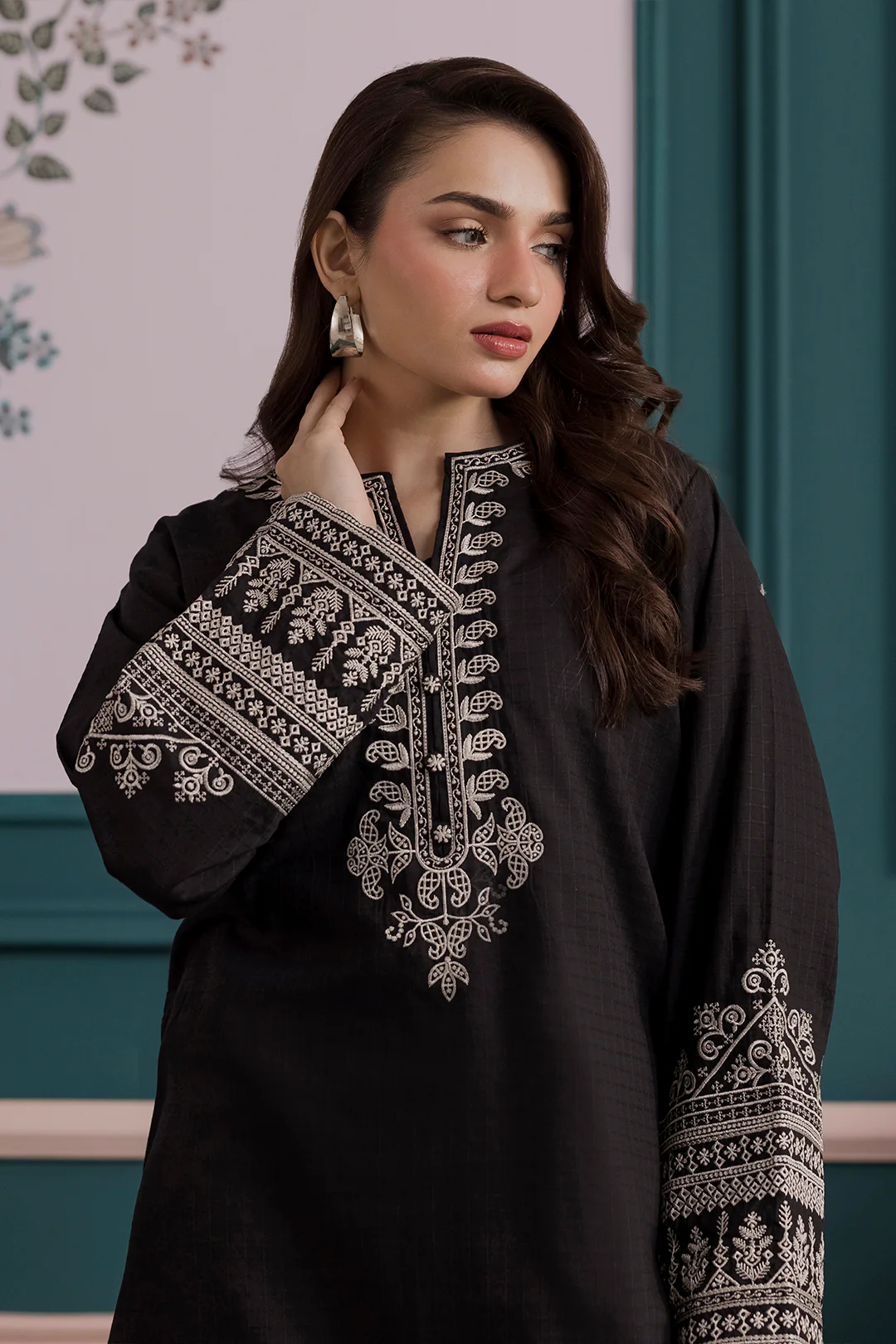 Embroidered Kurta Trouser - 2824 - Image 2