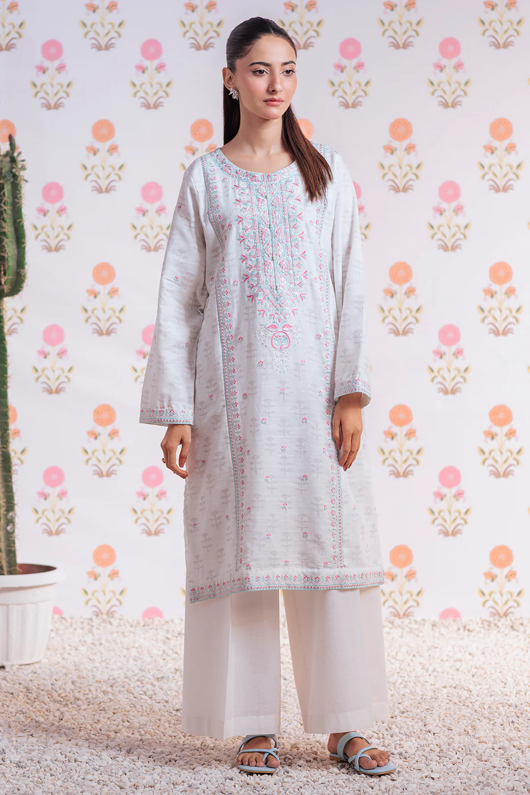 Embroidered Kurta Trouser - 2939 - Image 3