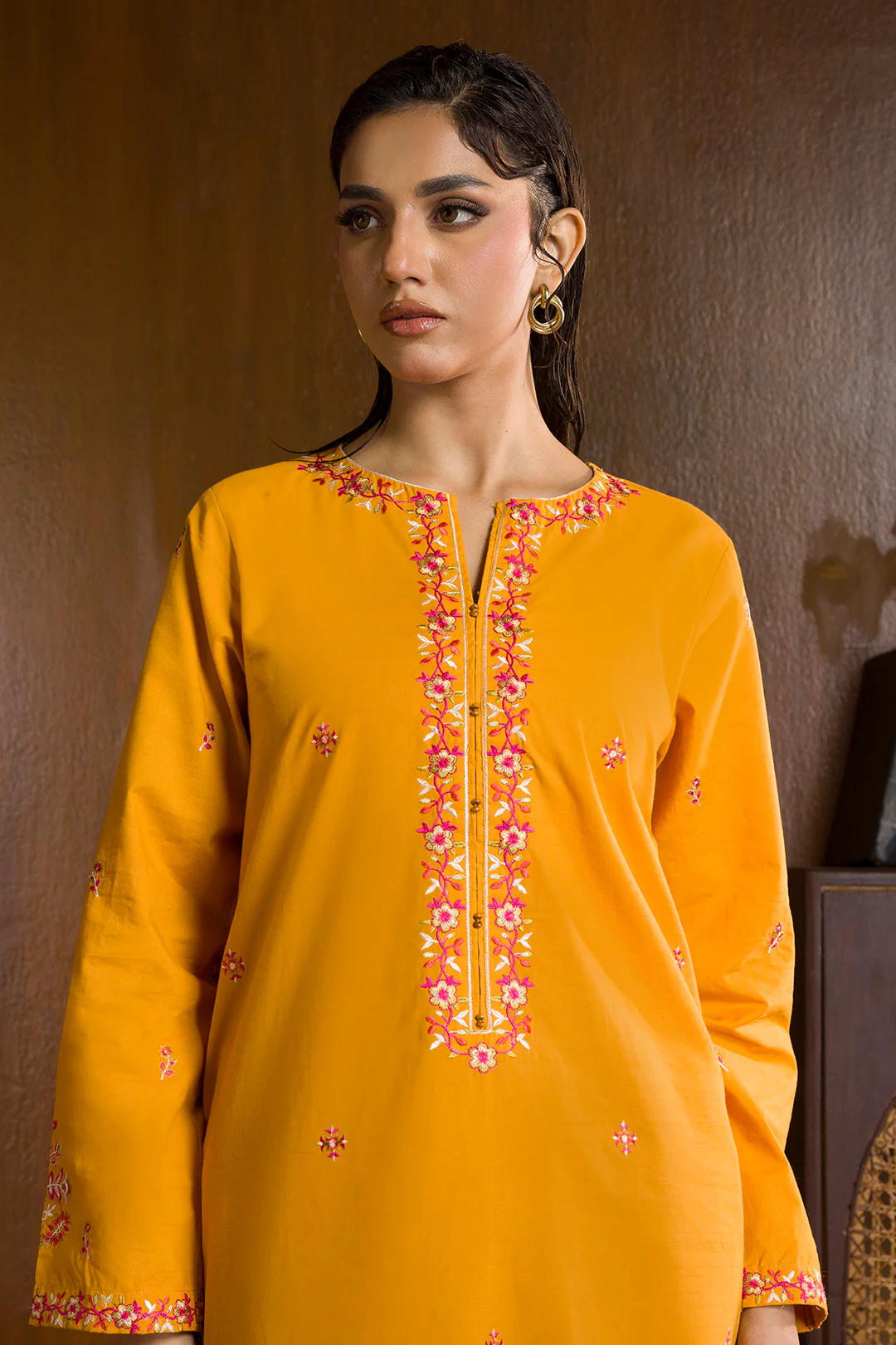 Embroidered Kurta Trouser - 3037 - Image 3