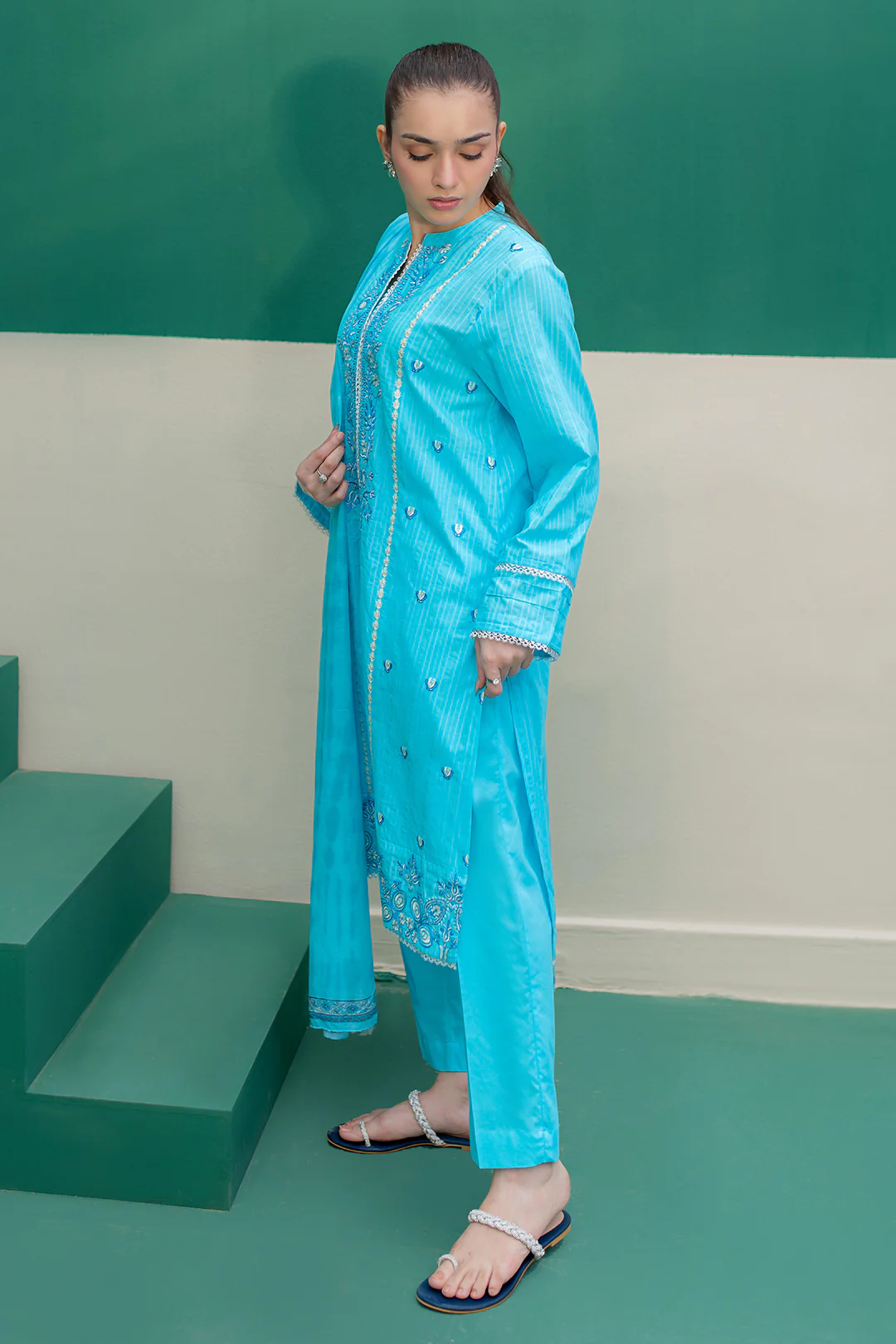 Embroidered Kurta Trouser - 3093 - Image 6