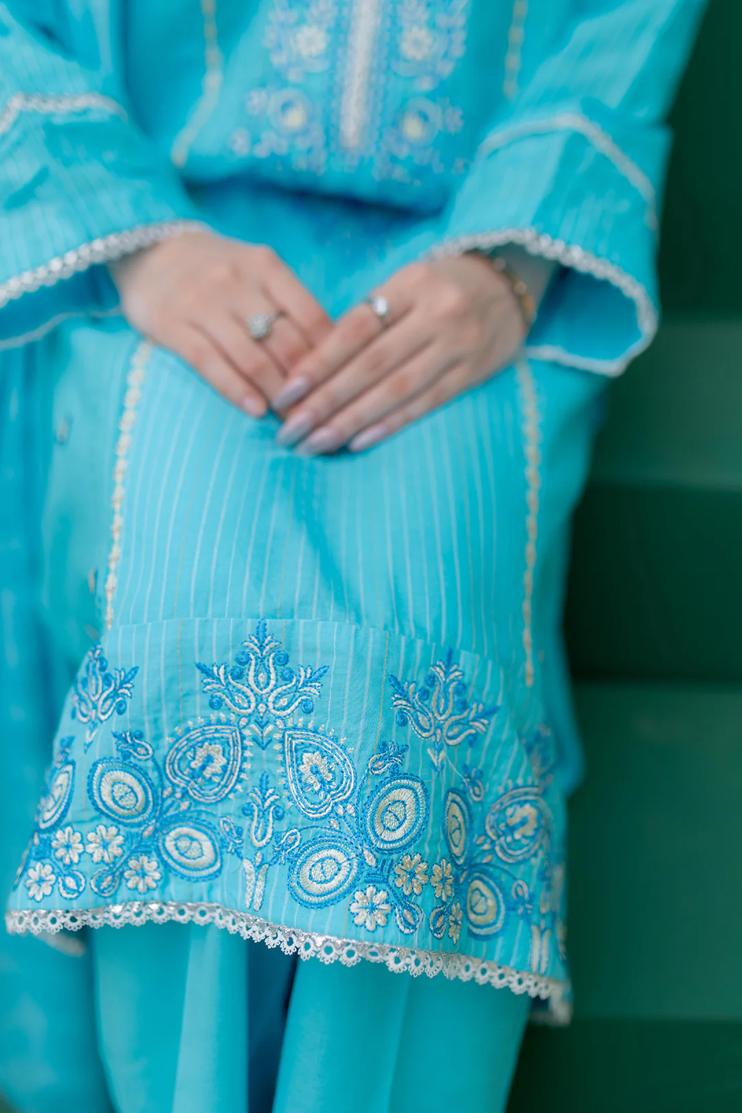Embroidered Kurta Trouser - 3093 - Image 7