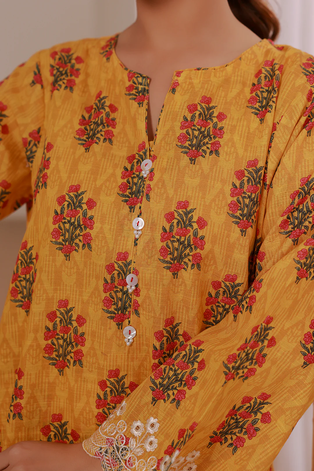 Embroidered Kurta Trouser - 3150 - Image 5