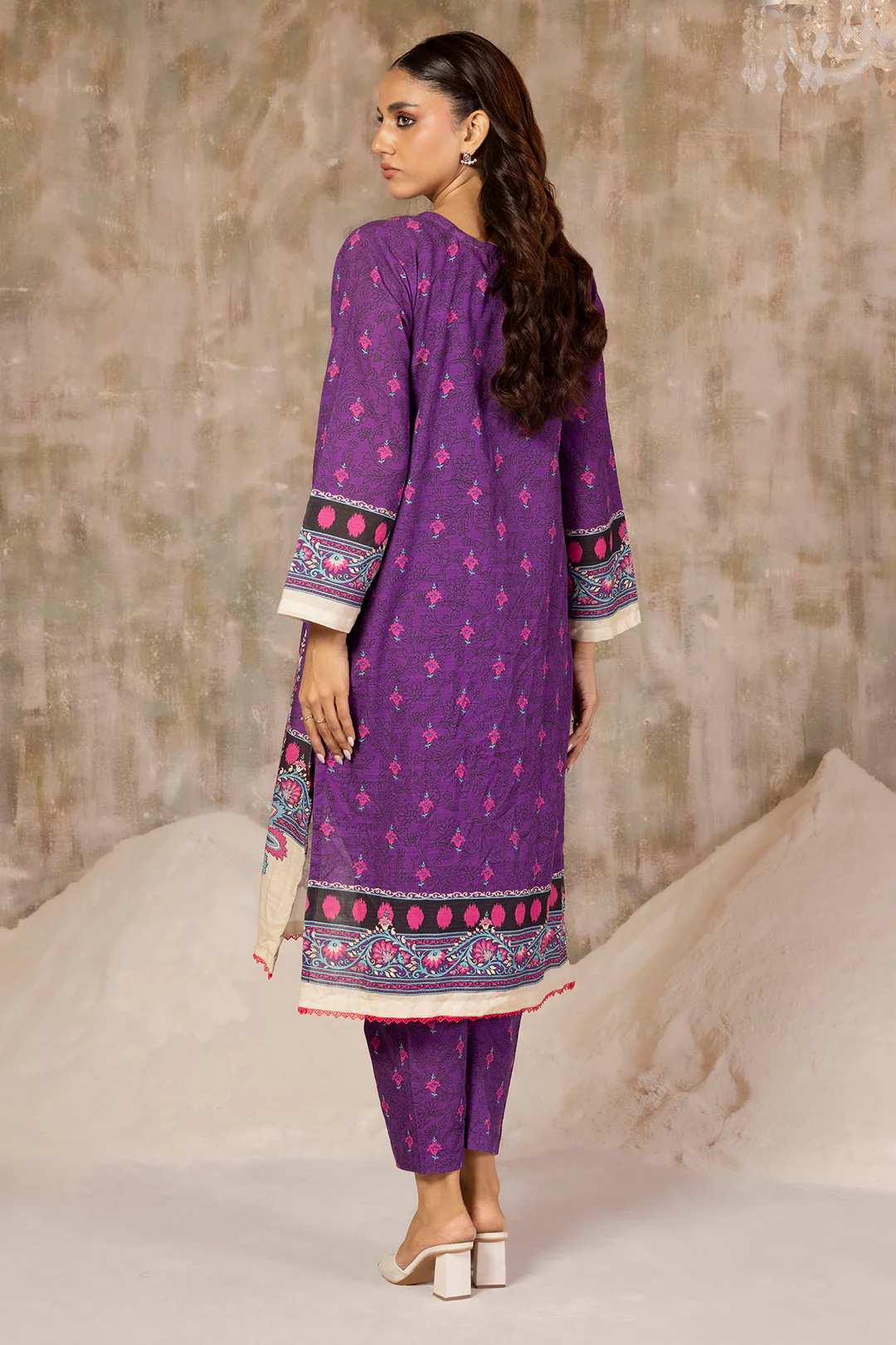 Embroidered Kurta Trouser - 3170 - Image 9