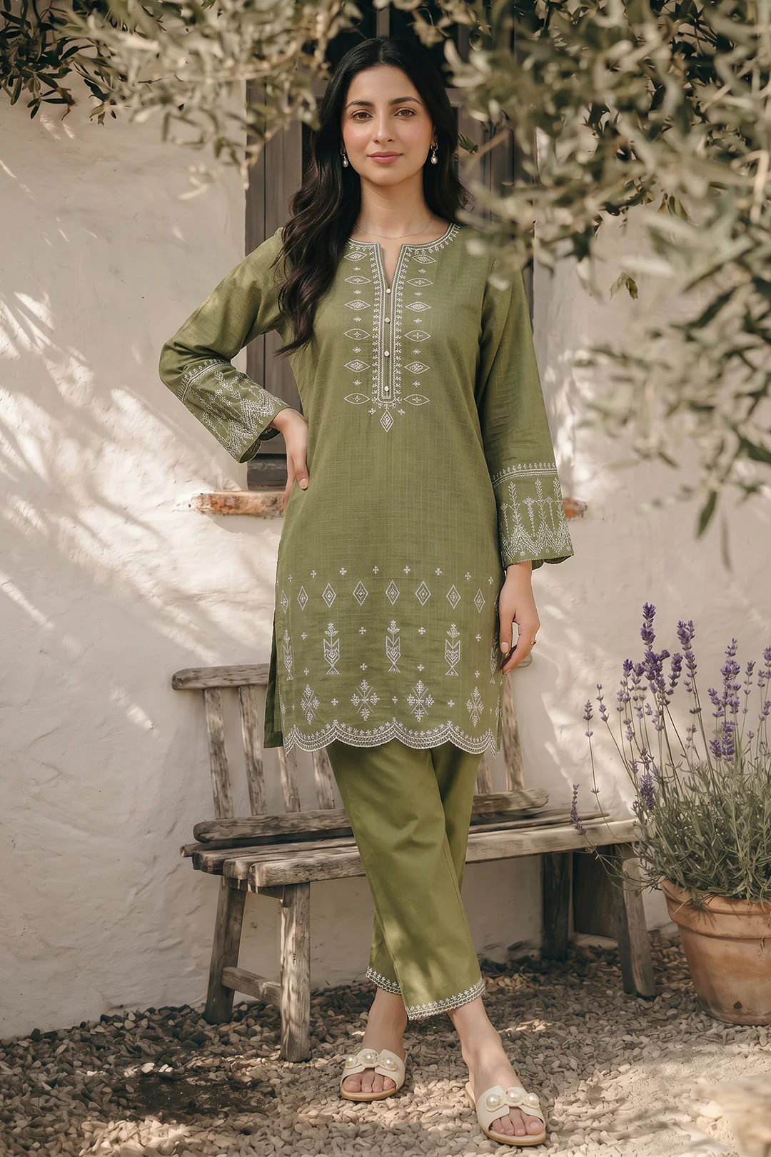 Embroidered Kurta Trouser - 2543 - Image 3
