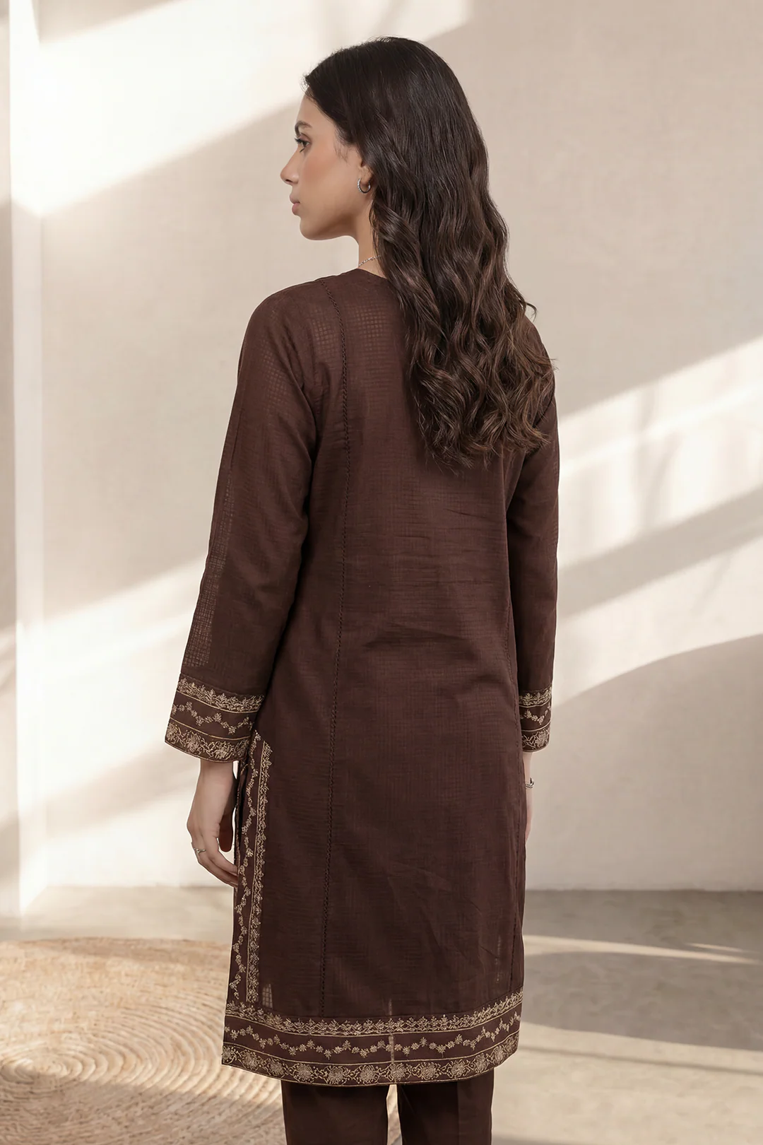 Embroidered Kurta Trouser - 2544 - Image 6
