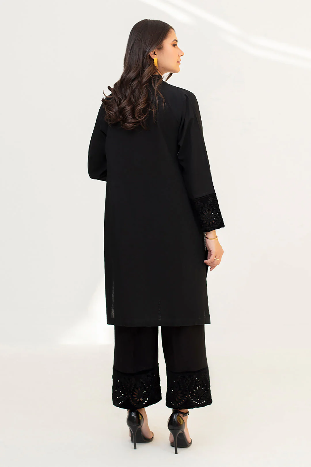 Embroidered Kurta Trouser - 3279 - Image 5