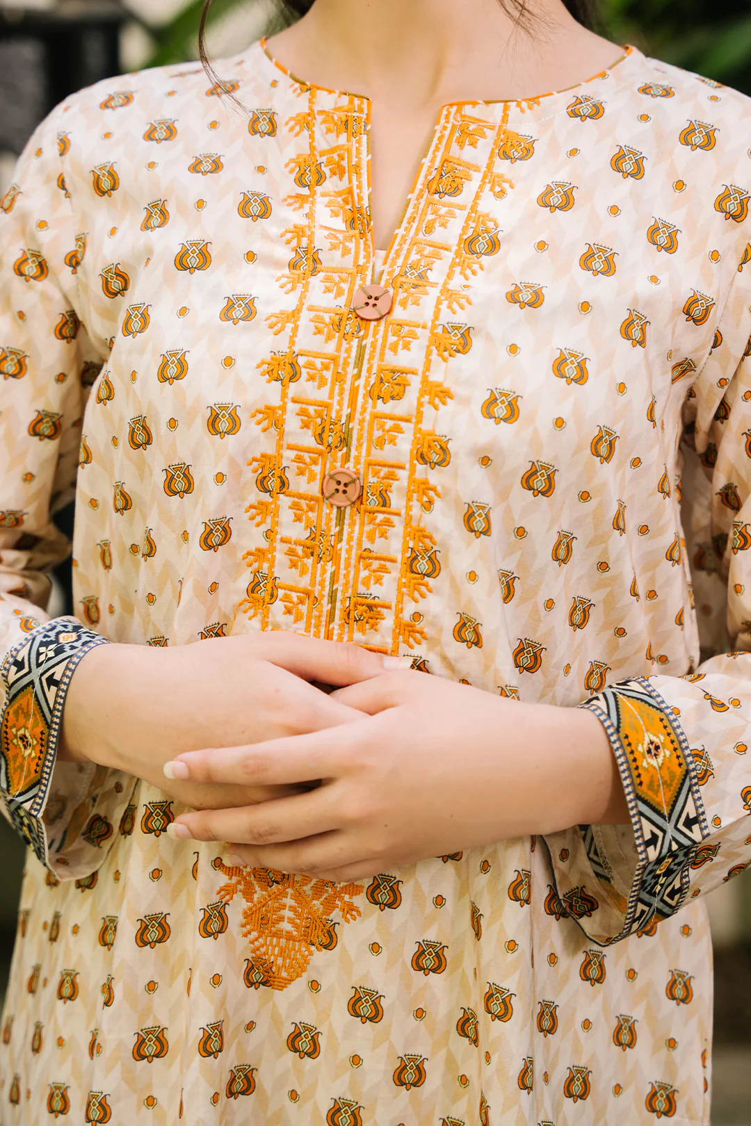 Embroidered Kurta - 2896 - Image 4