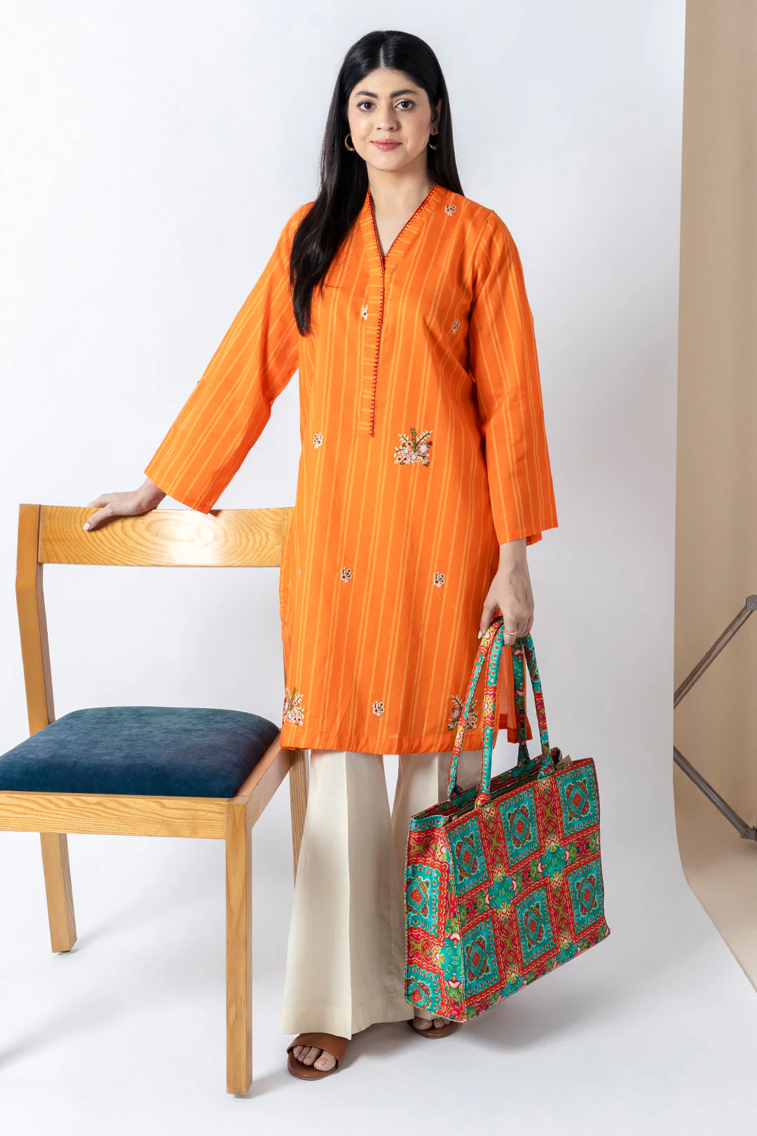 Embroidered Kurta - 1666 - Image 2