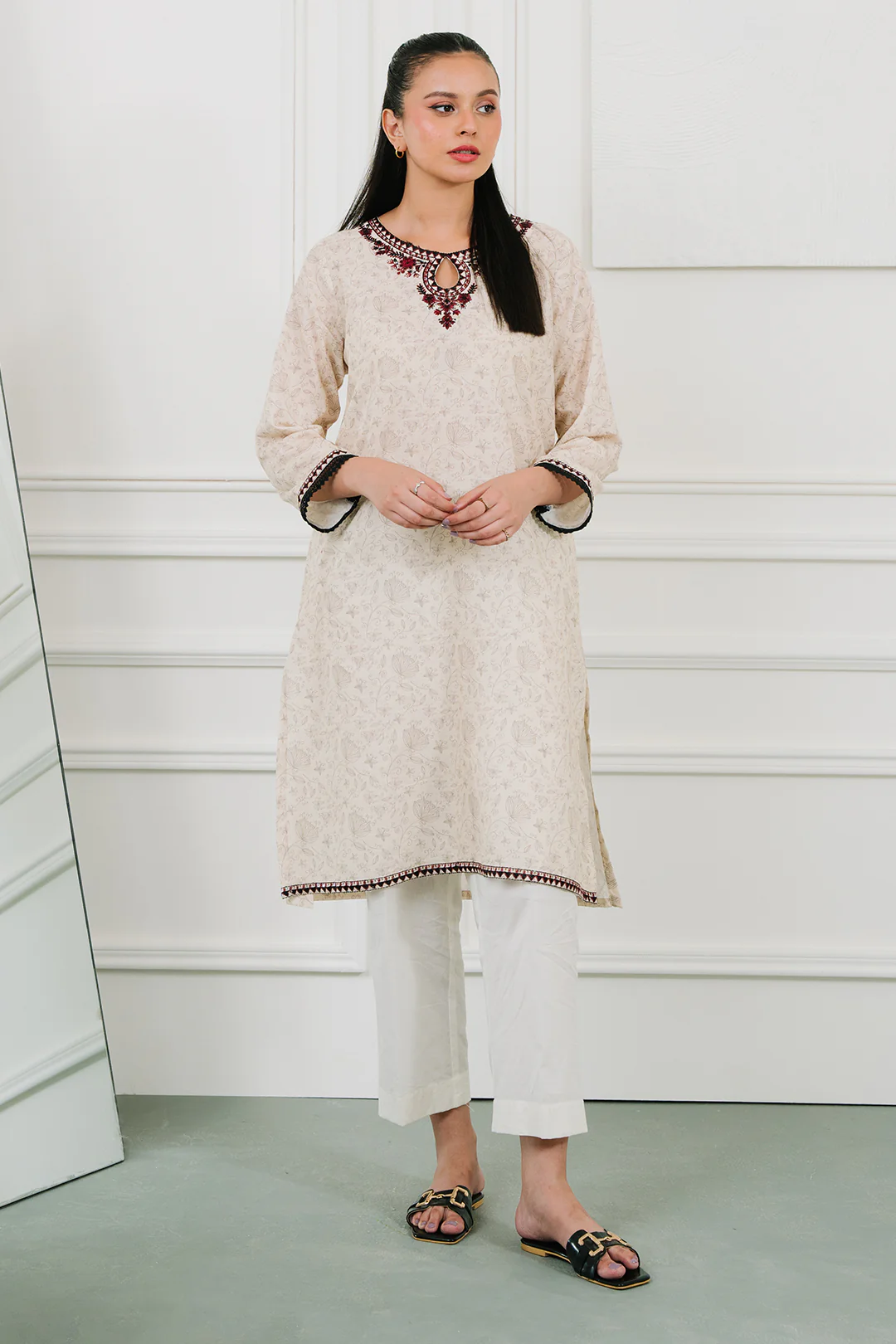 Embroidered Kurta - 1848 - Image 2