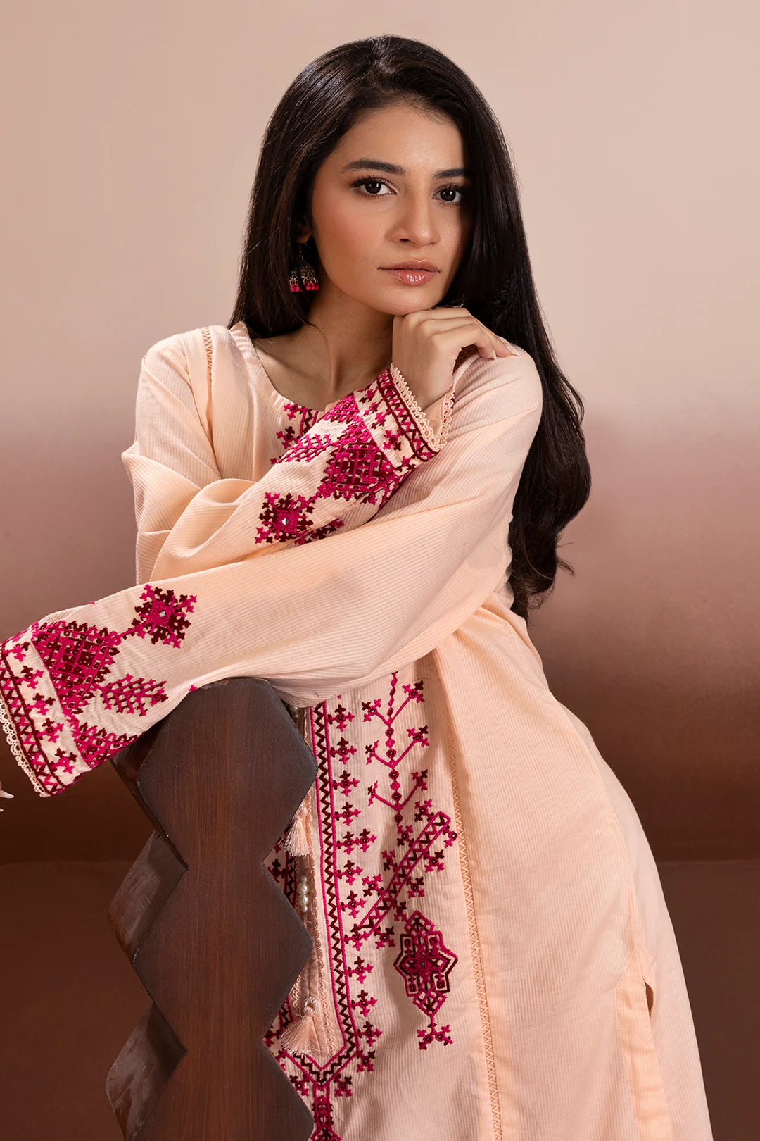 Embroidered Kurta - 1859 - Image 3