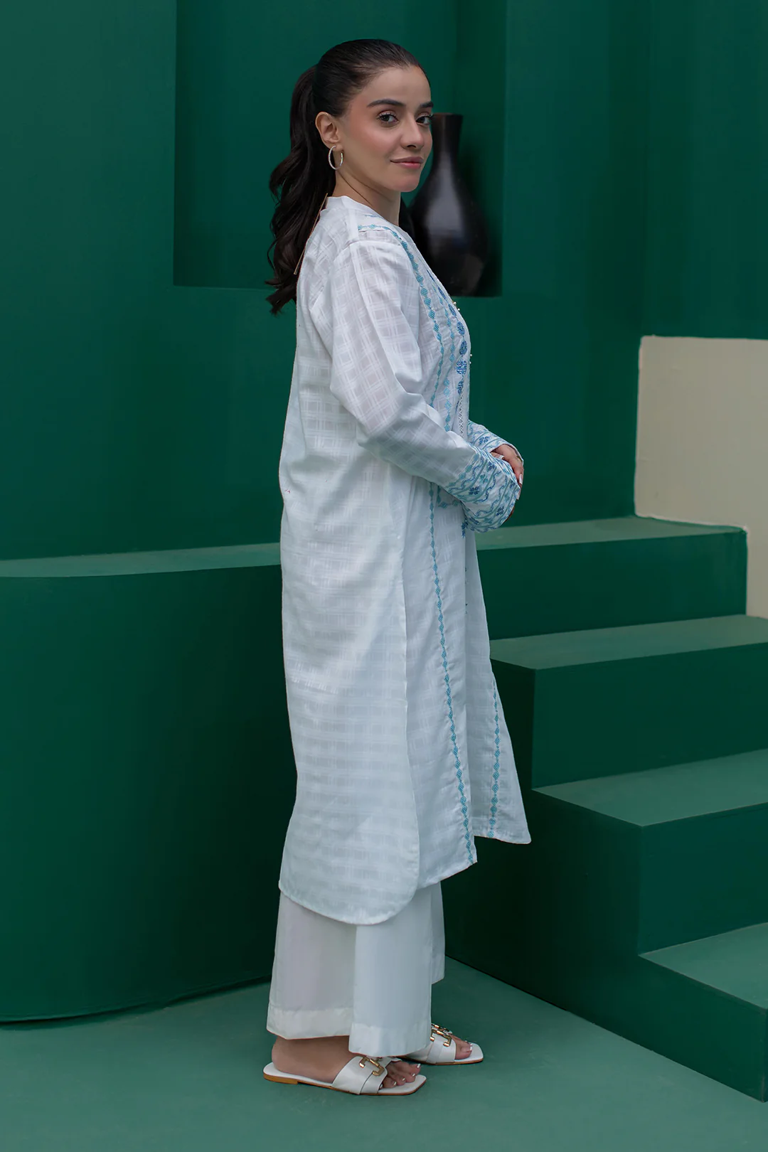 Embroidered Kurta - 1860 - Image 5