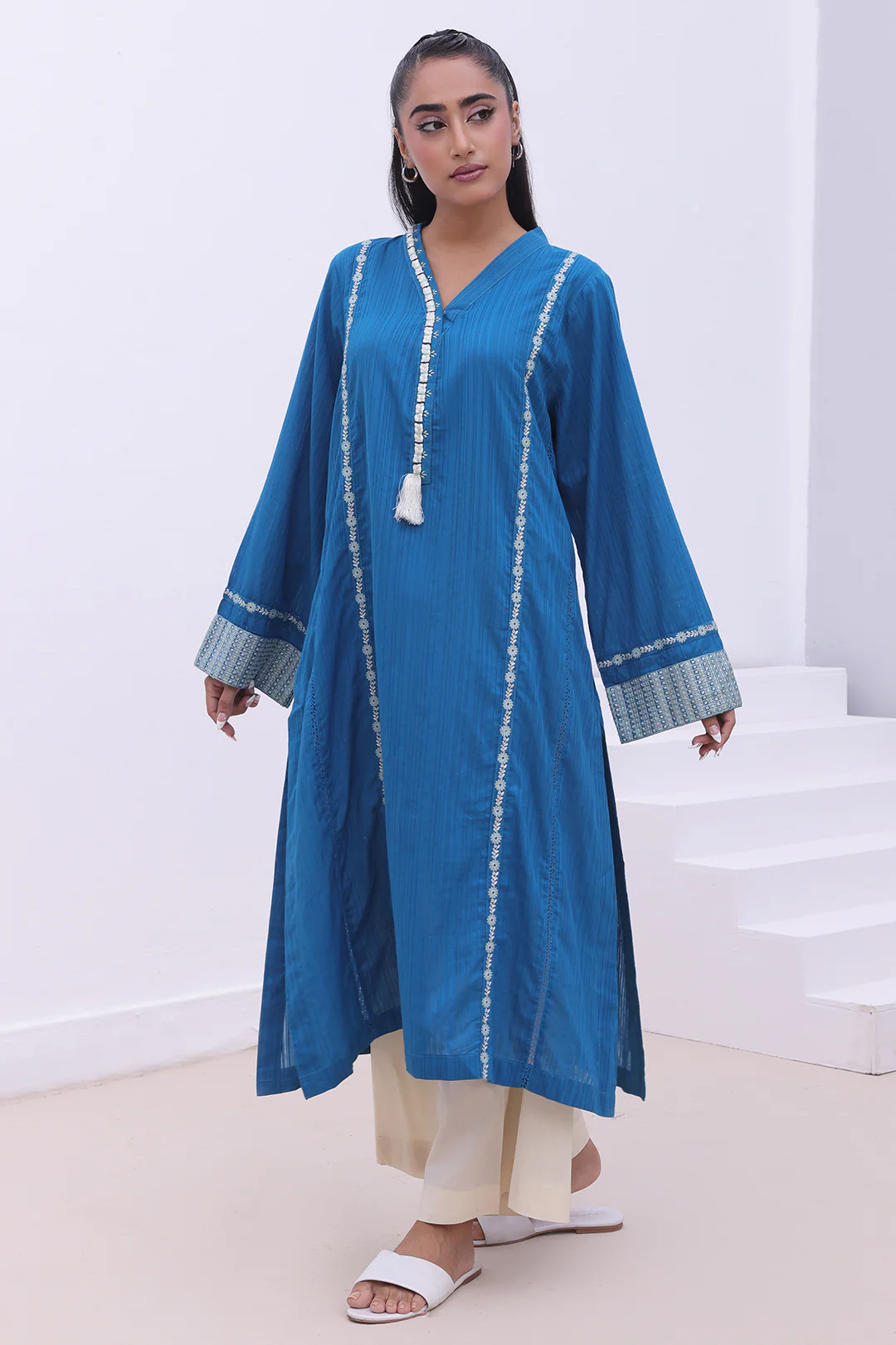 Embroidered Kurta - 1864 - Image 3