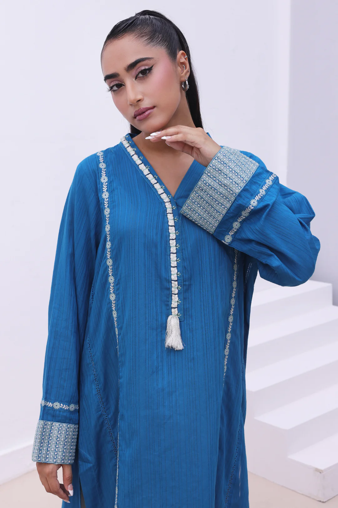 Embroidered Kurta - 1864 - Image 5