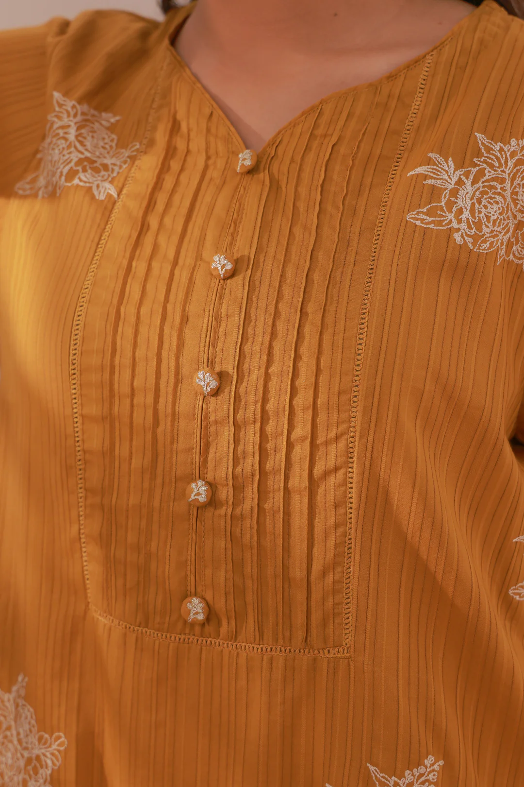 Embroidered Kurta - 2051 - Image 4