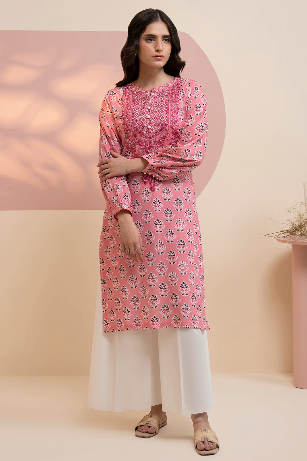 Embroidered Kurta - 1410 - Image 4