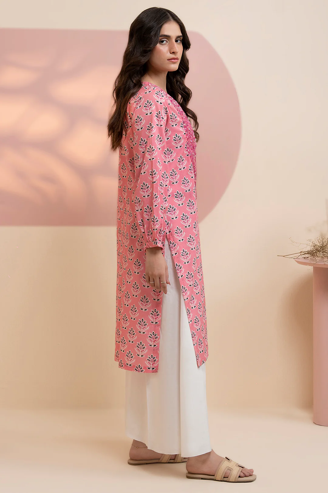 Embroidered Kurta - 1410 - Image 7