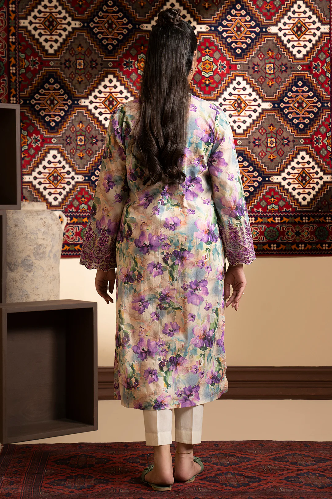Embroidered Kurta - 1414 - Image 9