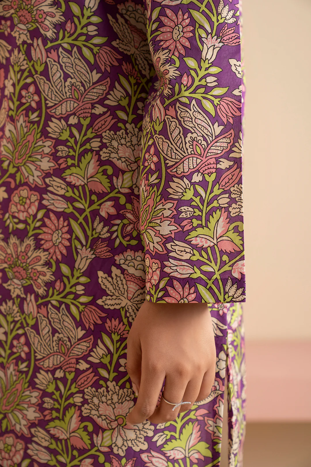 Embroidered Kurta - 1886 - Image 5