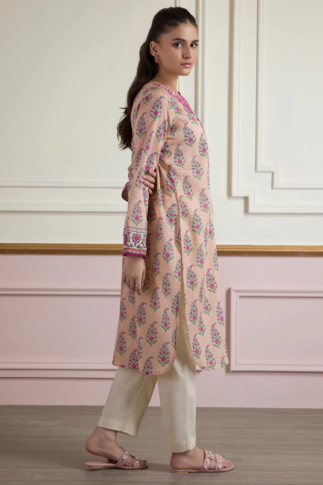 Embroidered Kurta - 1951 - Image 9