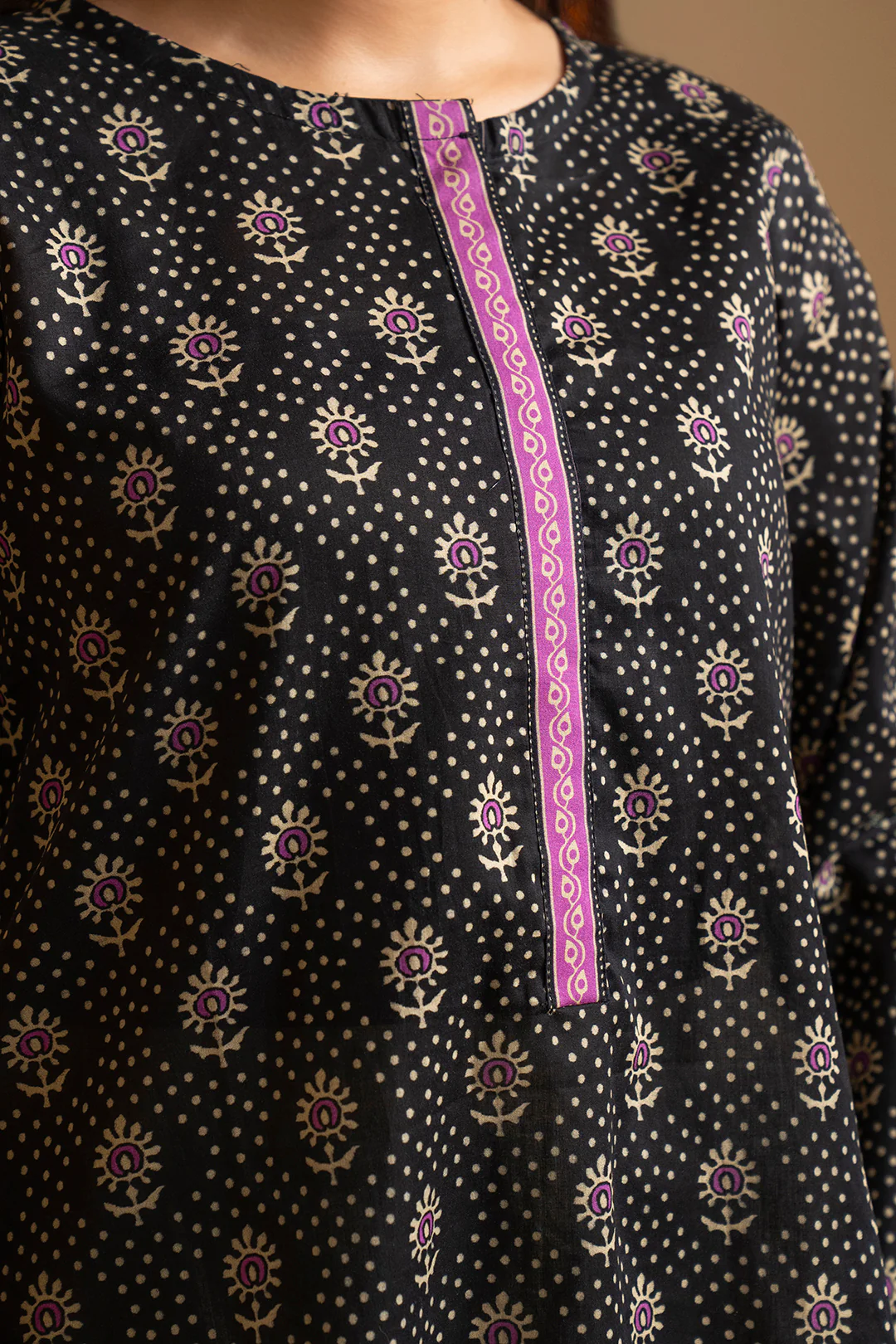 Kurta - 2028 - Image 8