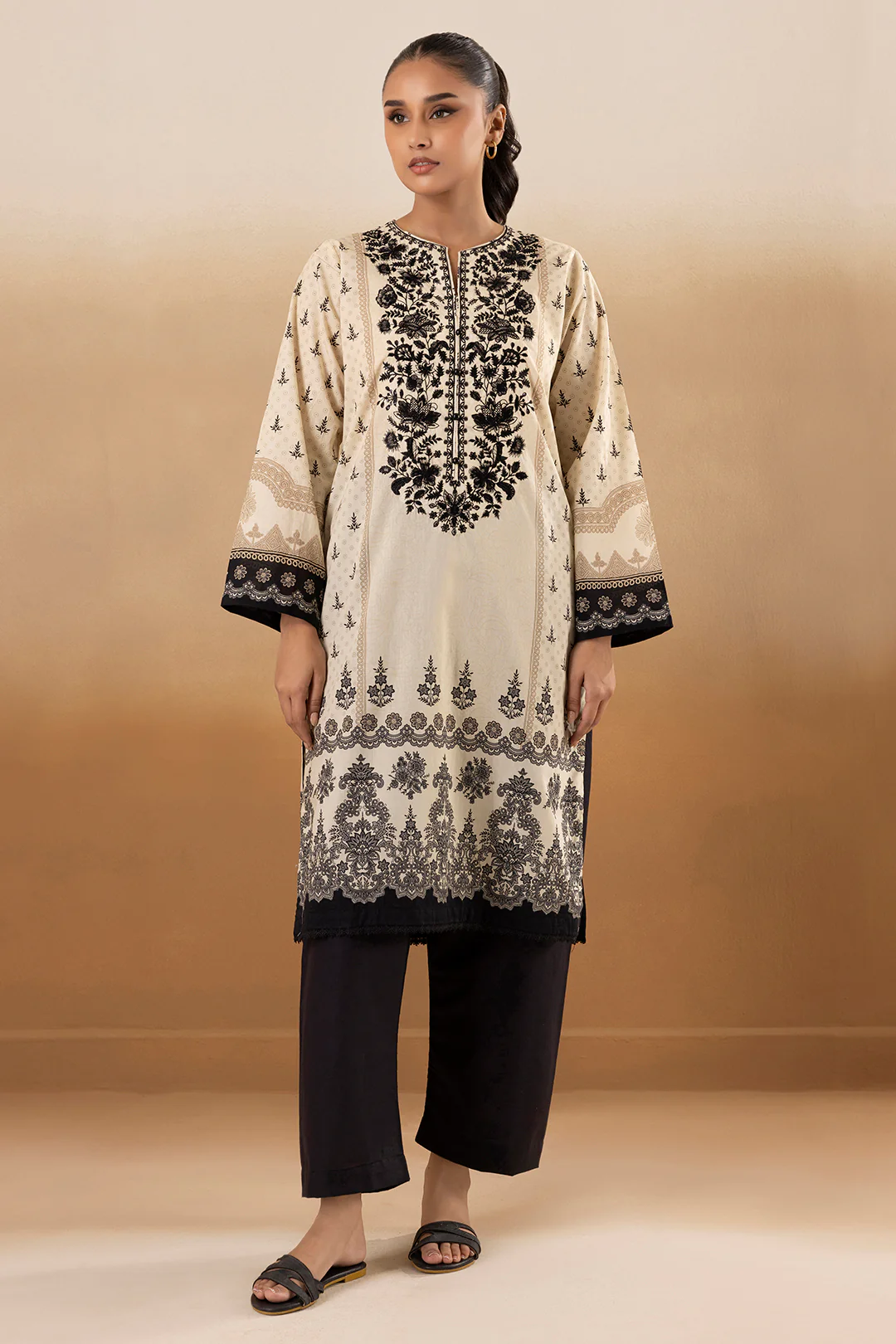 Embroidered Kurta - 2275 - Image 6