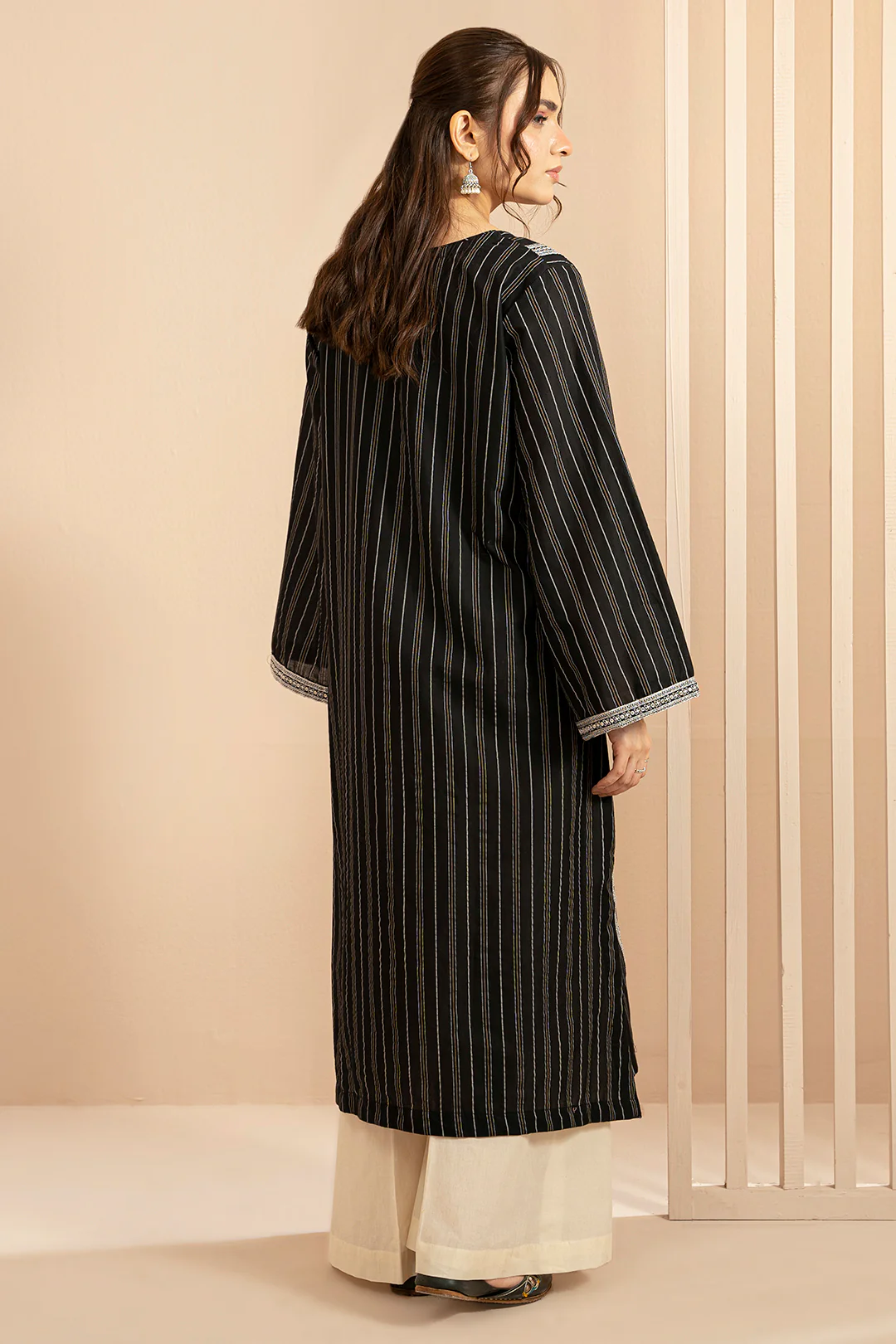 Embroidered Kurta - 2519 - Image 7